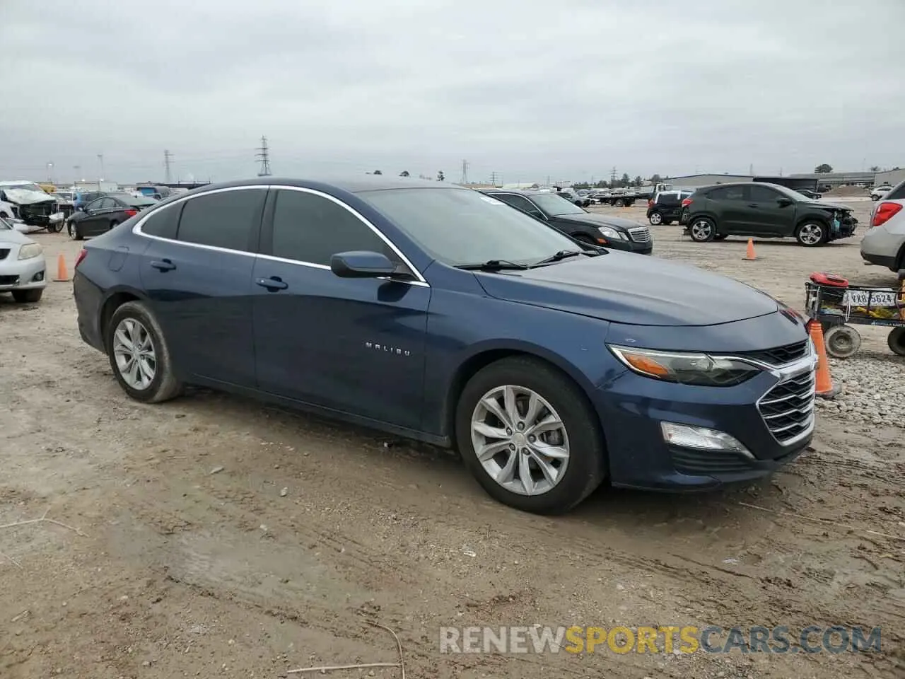 4 fotografías del automóvil dañado 1G1ZD5ST1MF017403 CHEVROLET MALIBU 2021