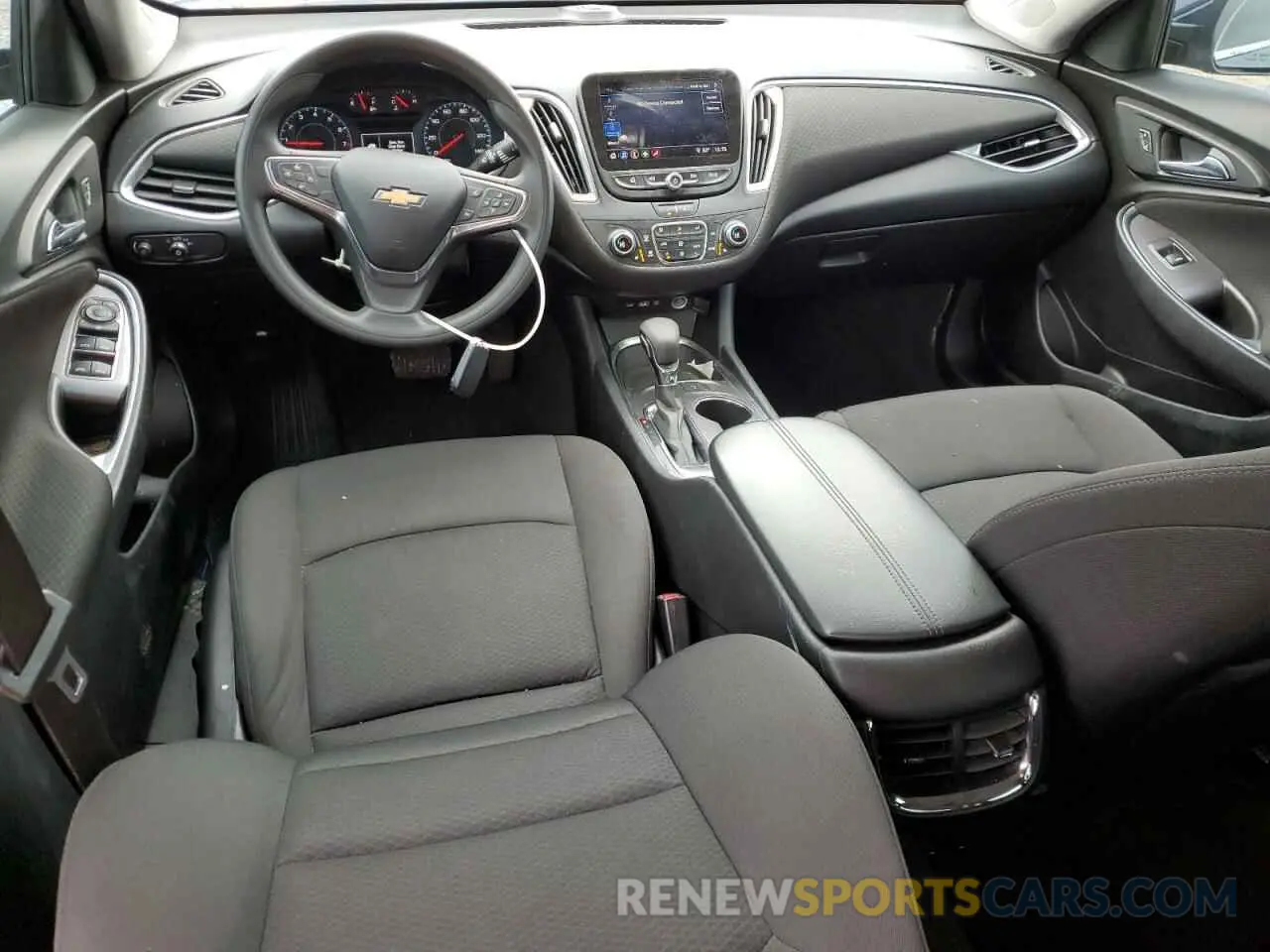 8 fotografías del automóvil dañado 1G1ZD5ST1MF017403 CHEVROLET MALIBU 2021