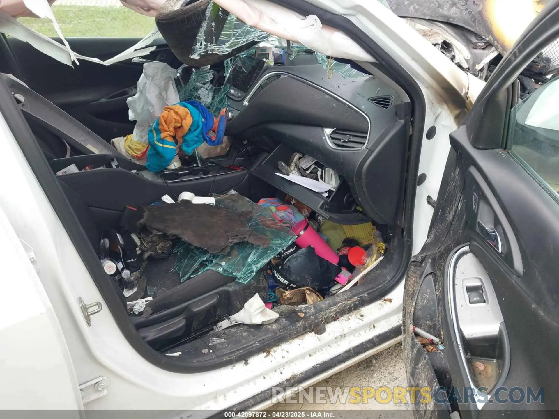 5 fotografías del automóvil dañado 1G1ZD5ST1MF063989 CHEVROLET MALIBU 2021