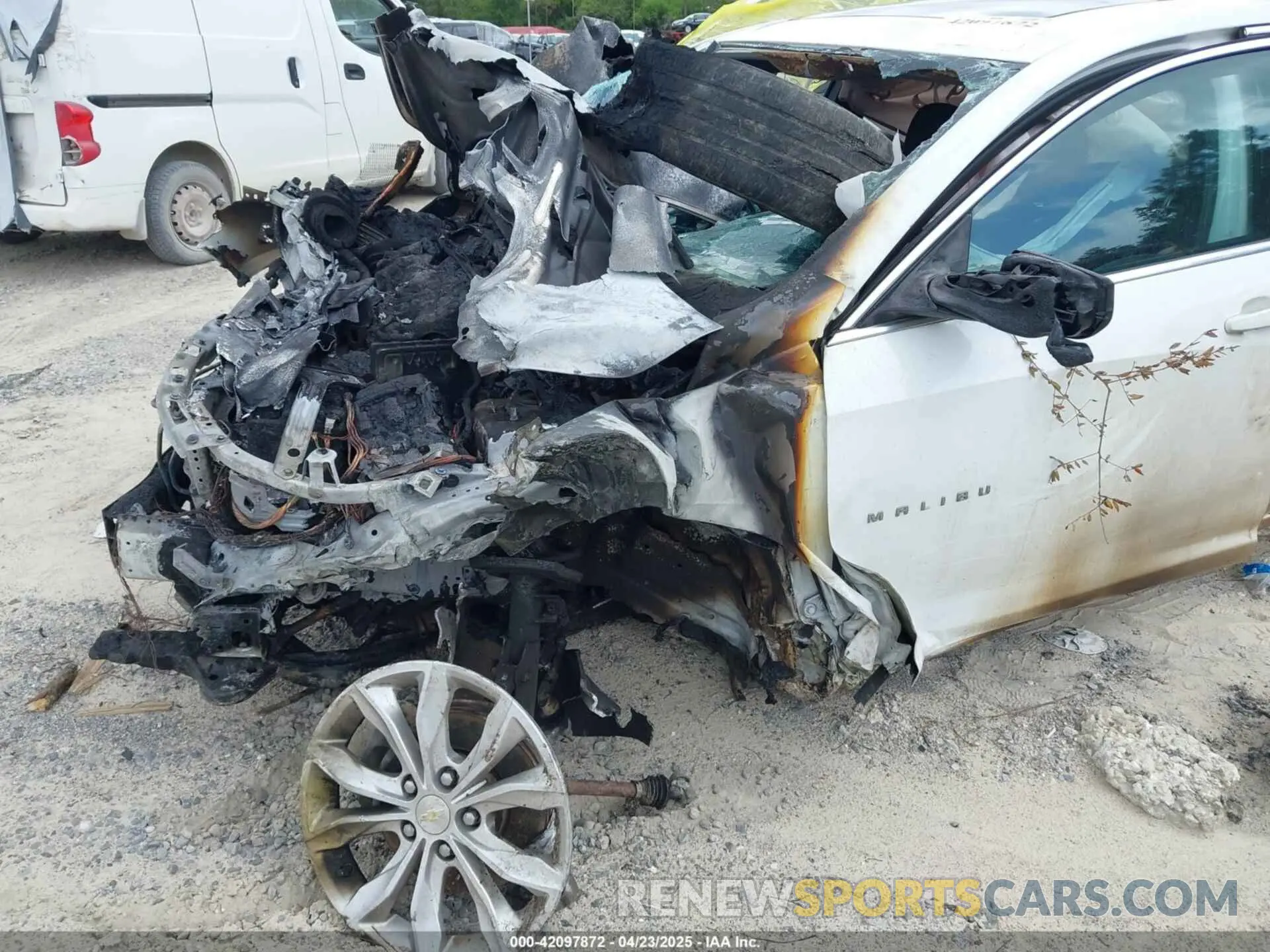 6 fotografías del automóvil dañado 1G1ZD5ST1MF063989 CHEVROLET MALIBU 2021