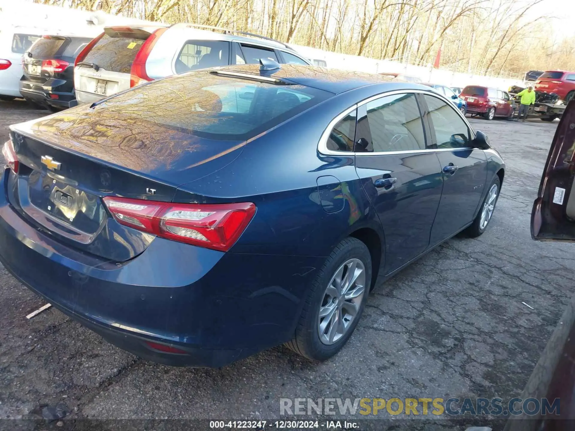 4 fotografías del automóvil dañado 1G1ZD5ST2MF011853 CHEVROLET MALIBU 2021