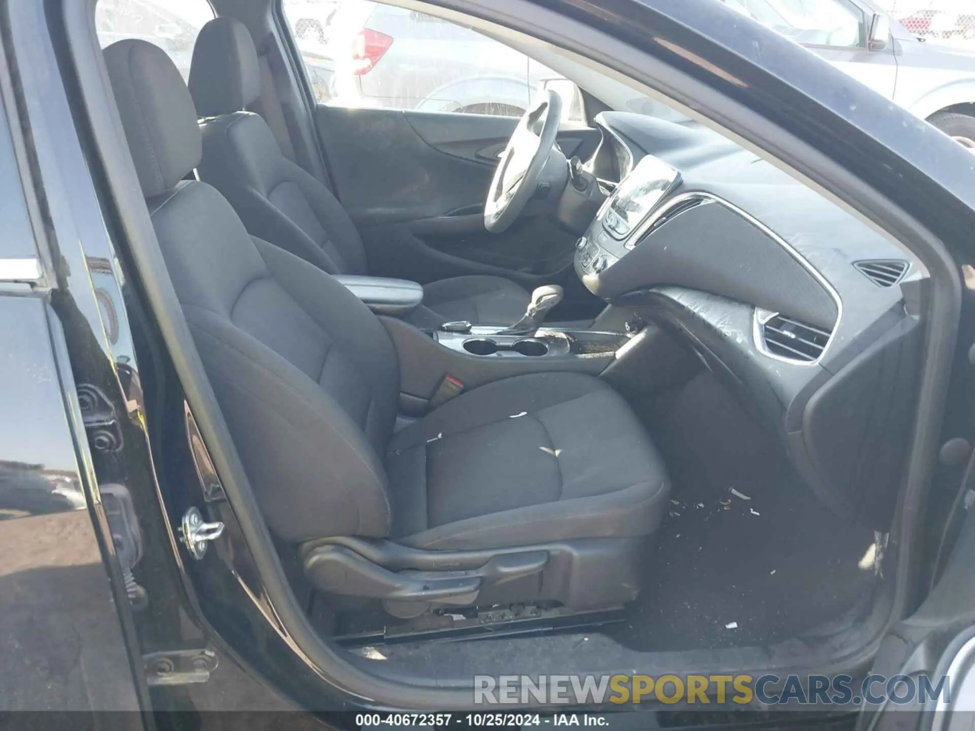 5 fotografías del automóvil dañado 1G1ZD5ST2MF045792 CHEVROLET MALIBU 2021