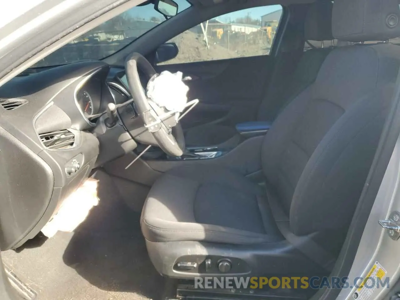 7 fotografías del automóvil dañado 1G1ZD5ST2MF050457 CHEVROLET MALIBU 2021
