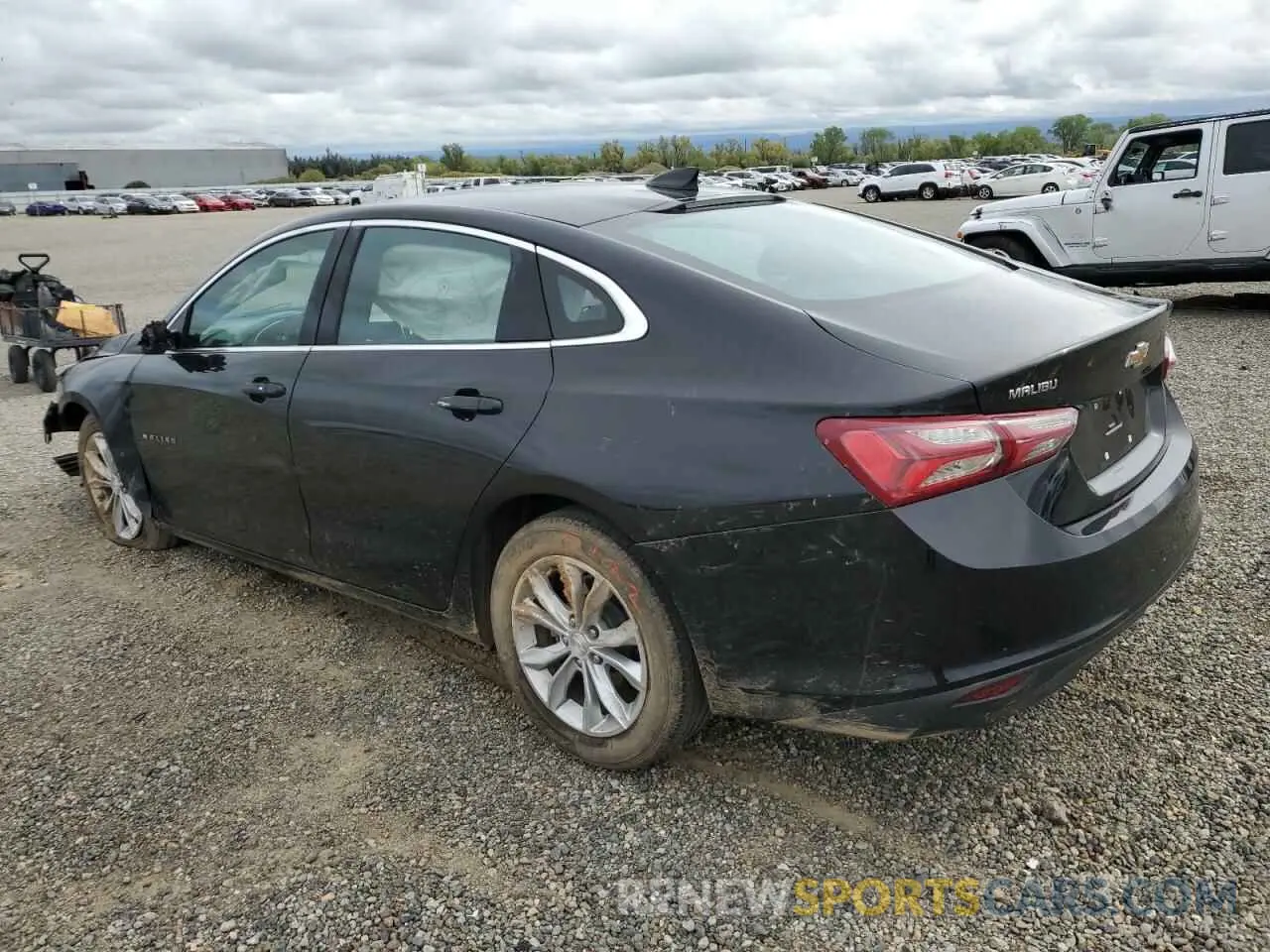 2 fotografías del automóvil dañado 1G1ZD5ST2MF061524 CHEVROLET MALIBU 2021