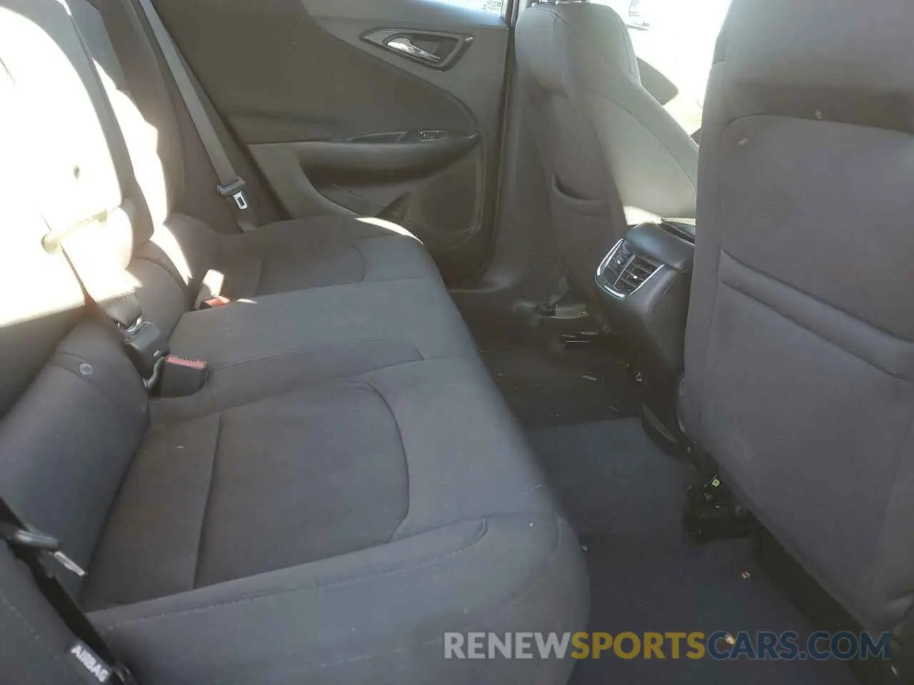 11 fotografías del automóvil dañado 1G1ZD5ST2MF073253 CHEVROLET MALIBU 2021