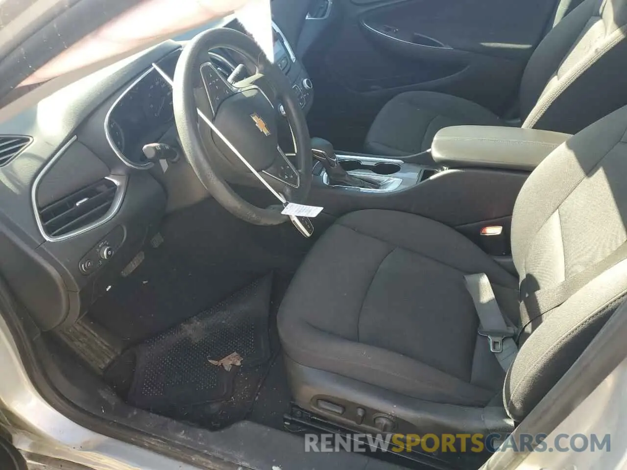 7 fotografías del automóvil dañado 1G1ZD5ST2MF073253 CHEVROLET MALIBU 2021