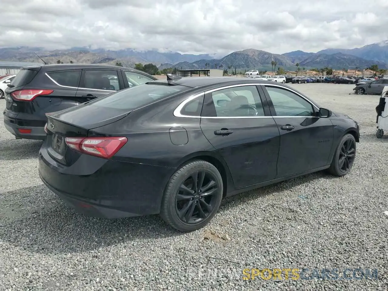 3 fotografías del automóvil dañado 1G1ZD5ST3MF069163 CHEVROLET MALIBU 2021