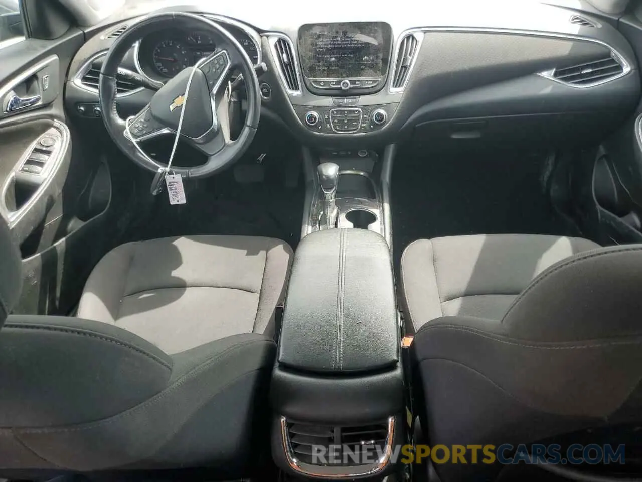 8 fotografías del automóvil dañado 1G1ZD5ST3MF069163 CHEVROLET MALIBU 2021