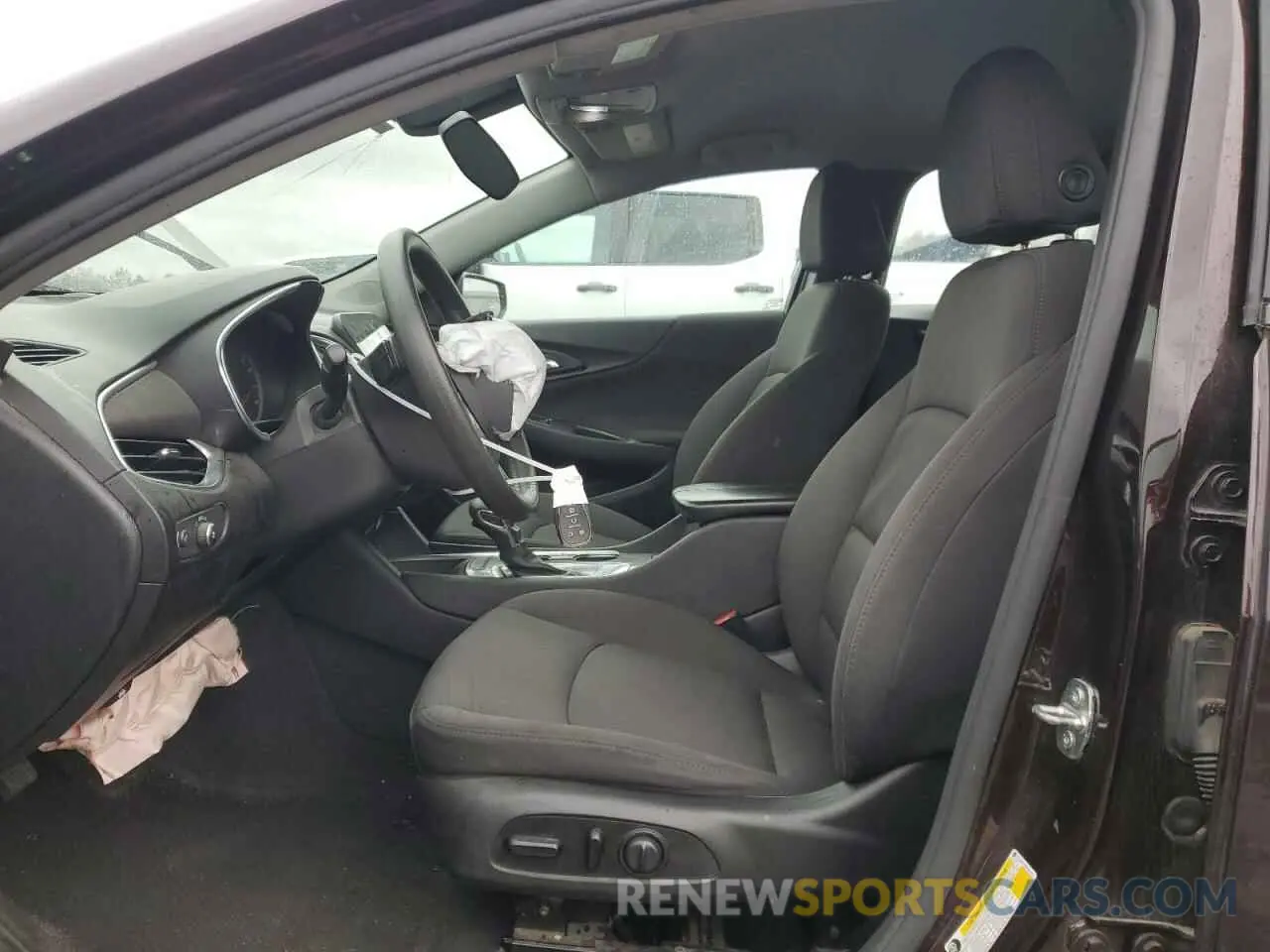 7 fotografías del automóvil dañado 1G1ZD5ST4MF008260 CHEVROLET MALIBU 2021