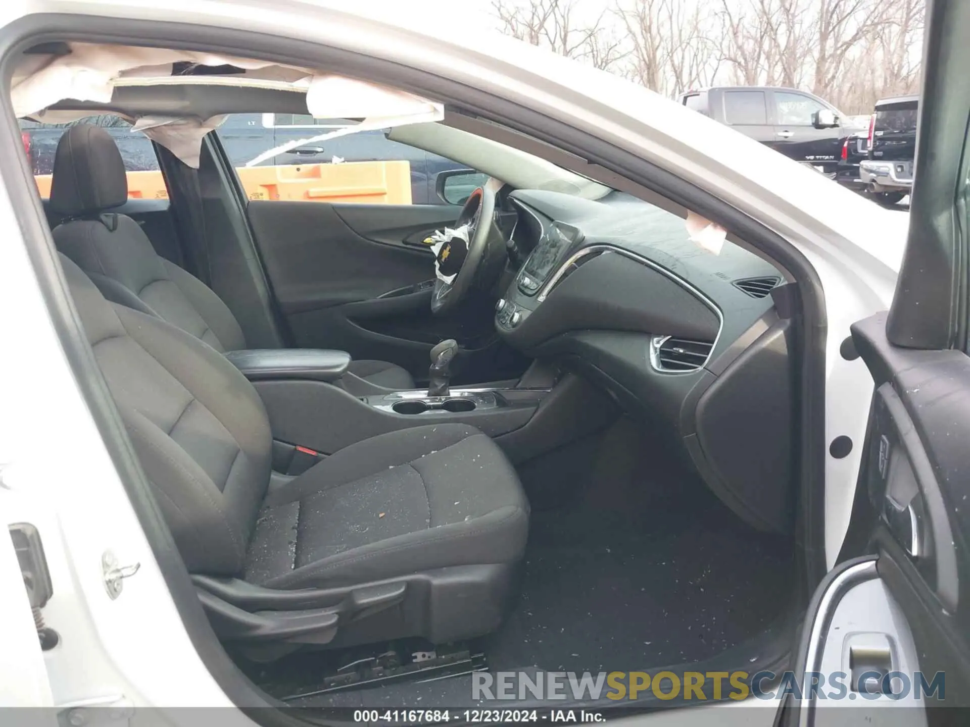 5 fotografías del automóvil dañado 1G1ZD5ST4MF016861 CHEVROLET MALIBU 2021