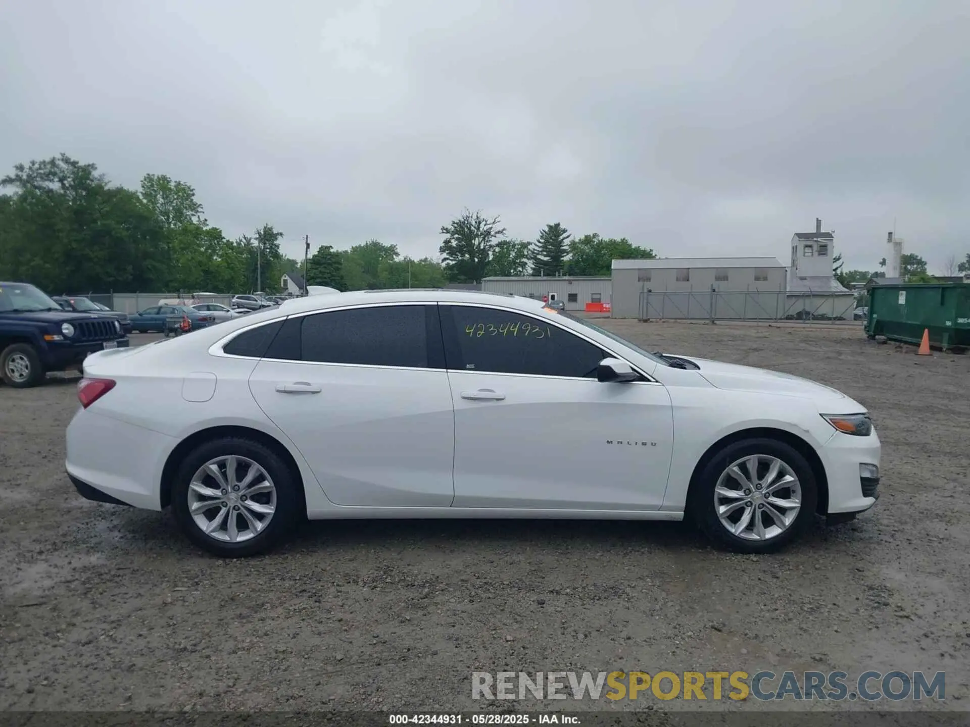 13 fotografías del automóvil dañado 1G1ZD5ST4MF056311 CHEVROLET MALIBU 2021