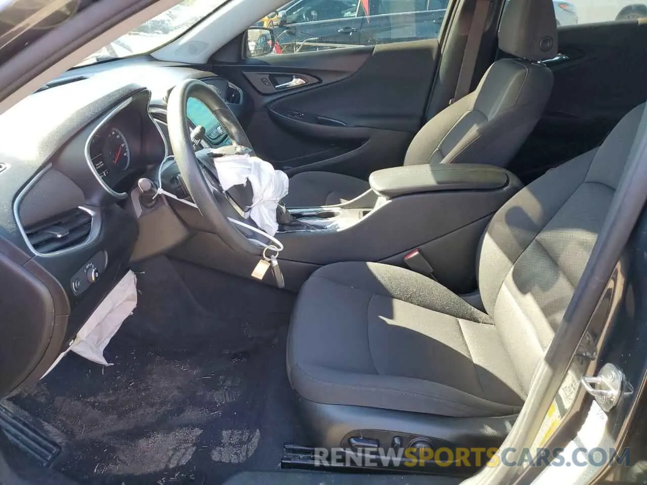 7 fotografías del automóvil dañado 1G1ZD5ST5MF005657 CHEVROLET MALIBU 2021