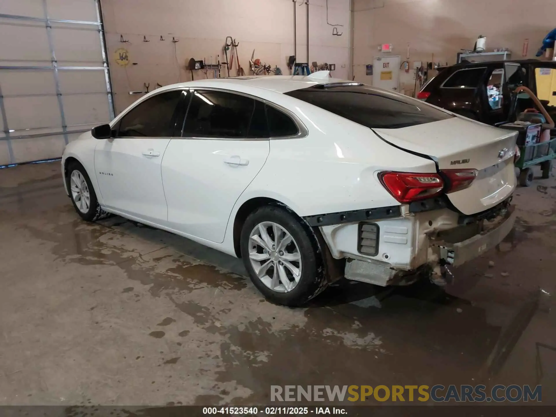3 fotografías del automóvil dañado 1G1ZD5ST5MF010969 CHEVROLET MALIBU 2021