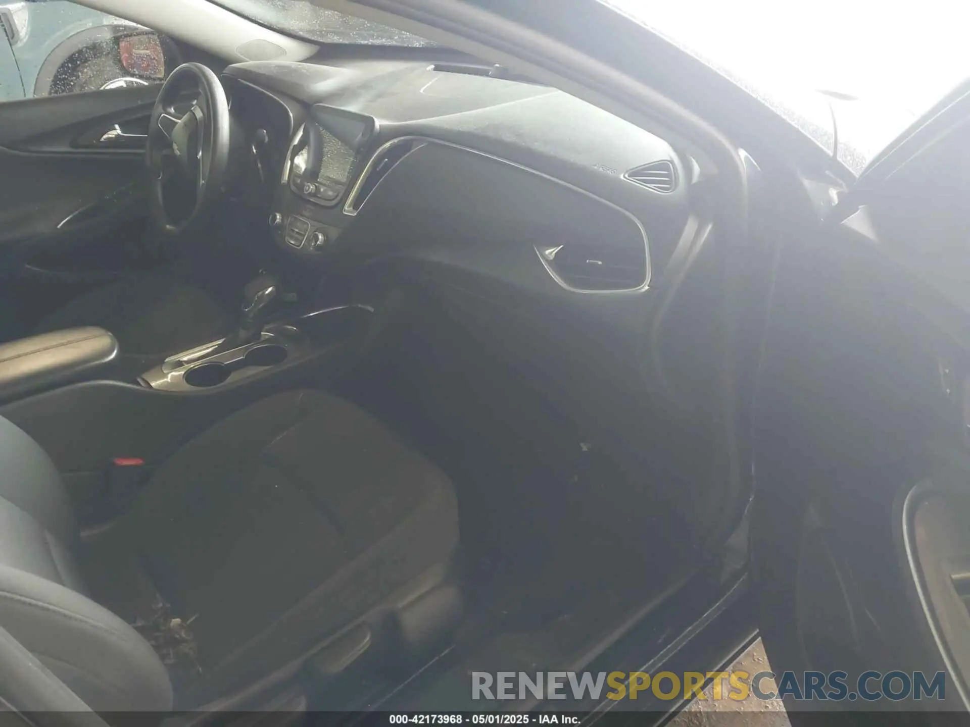 5 fotografías del automóvil dañado 1G1ZD5ST6MF003562 CHEVROLET MALIBU 2021