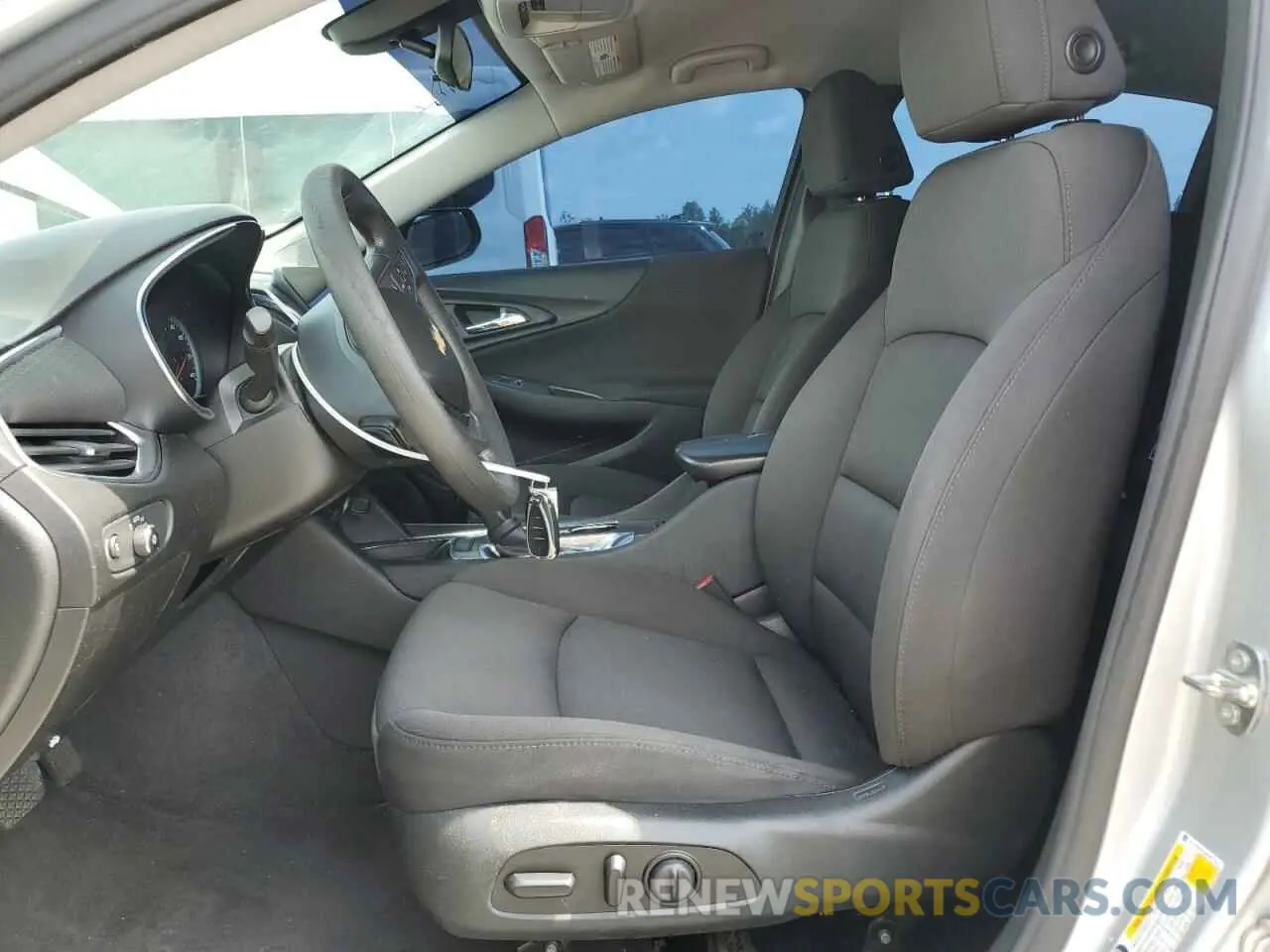 7 fotografías del automóvil dañado 1G1ZD5ST6MF027313 CHEVROLET MALIBU 2021