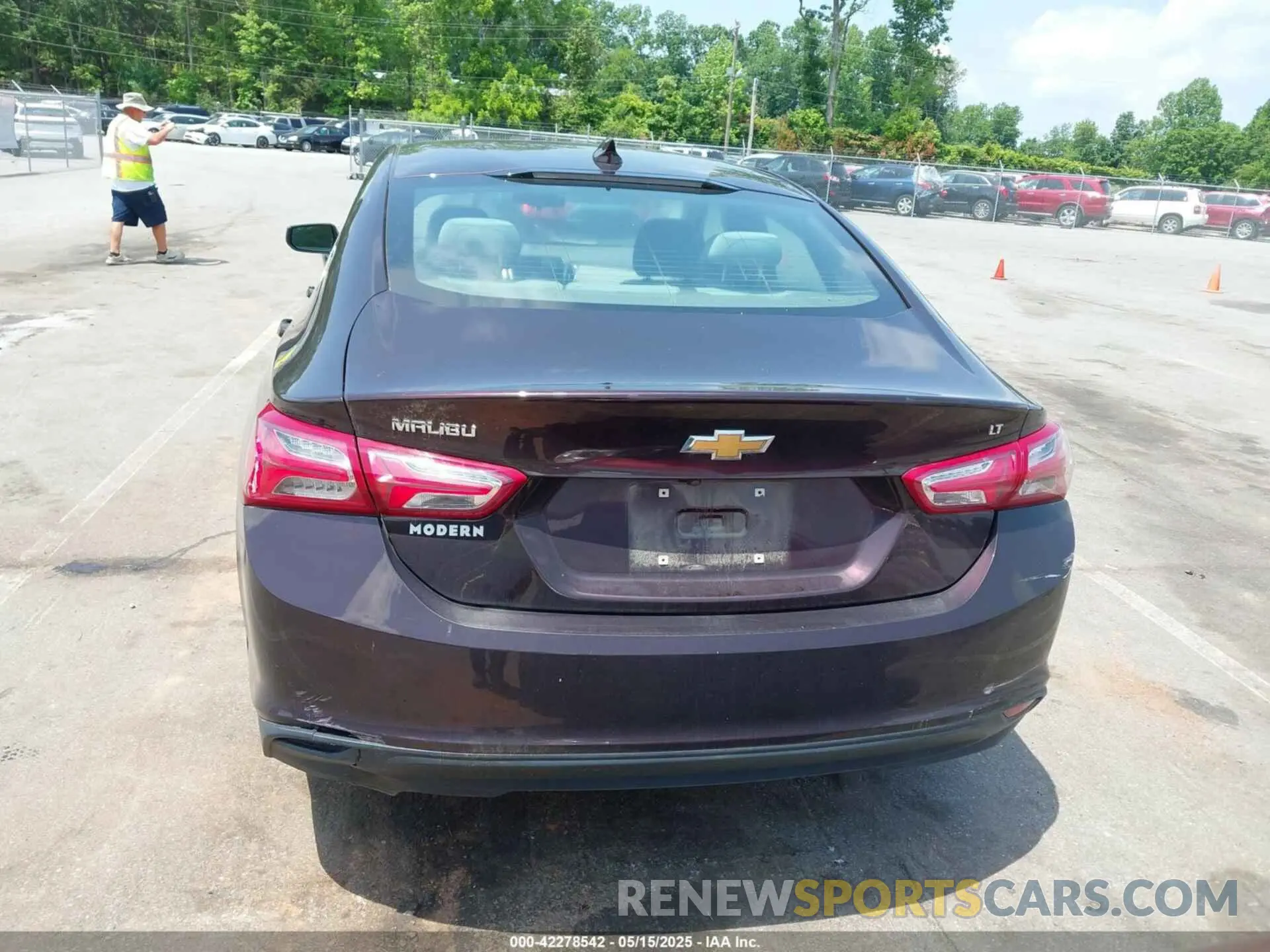 16 fotografías del automóvil dañado 1G1ZD5ST6MF034052 CHEVROLET MALIBU 2021
