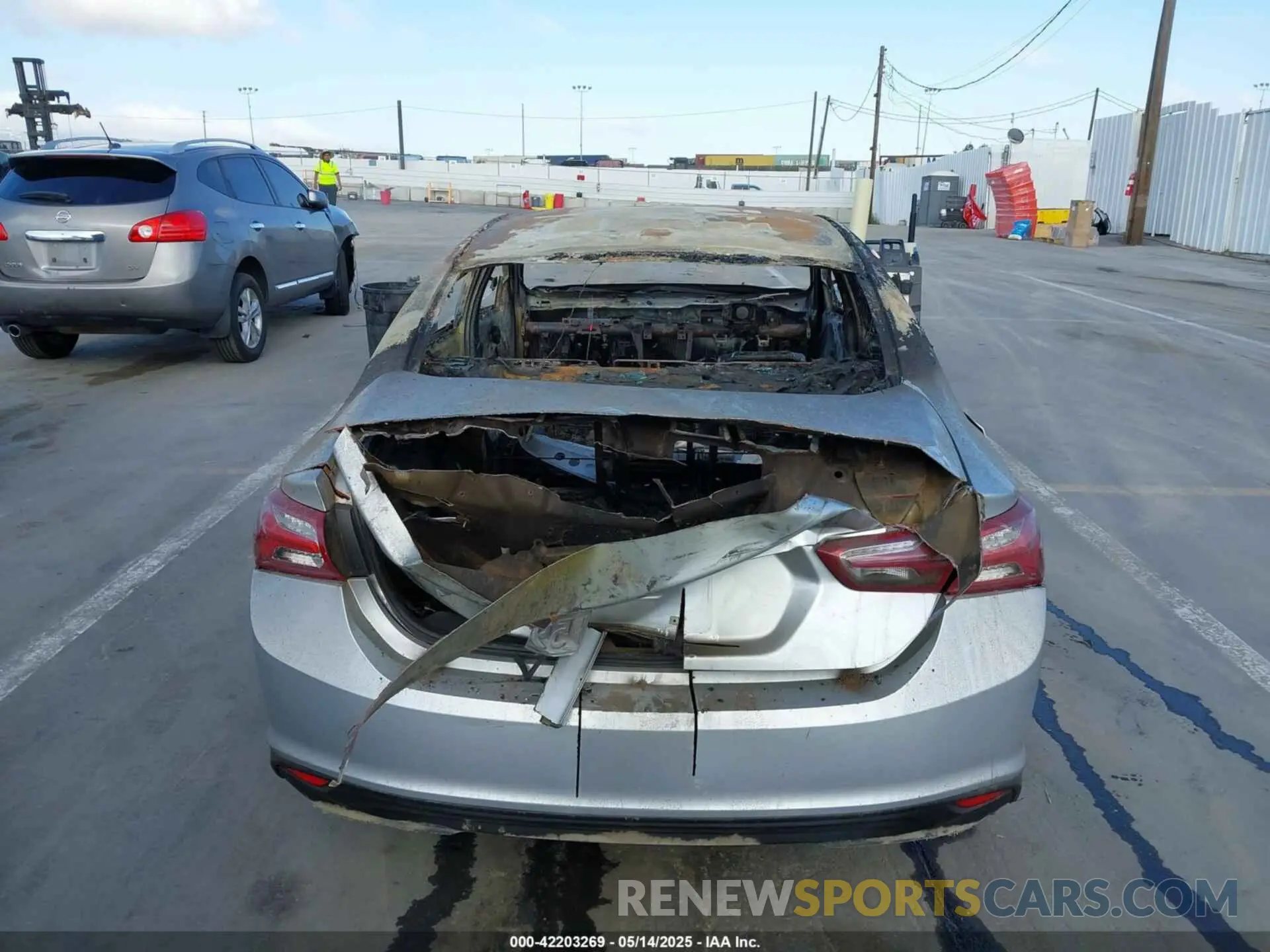 16 fotografías del automóvil dañado 1G1ZD5ST6MF069979 CHEVROLET MALIBU 2021