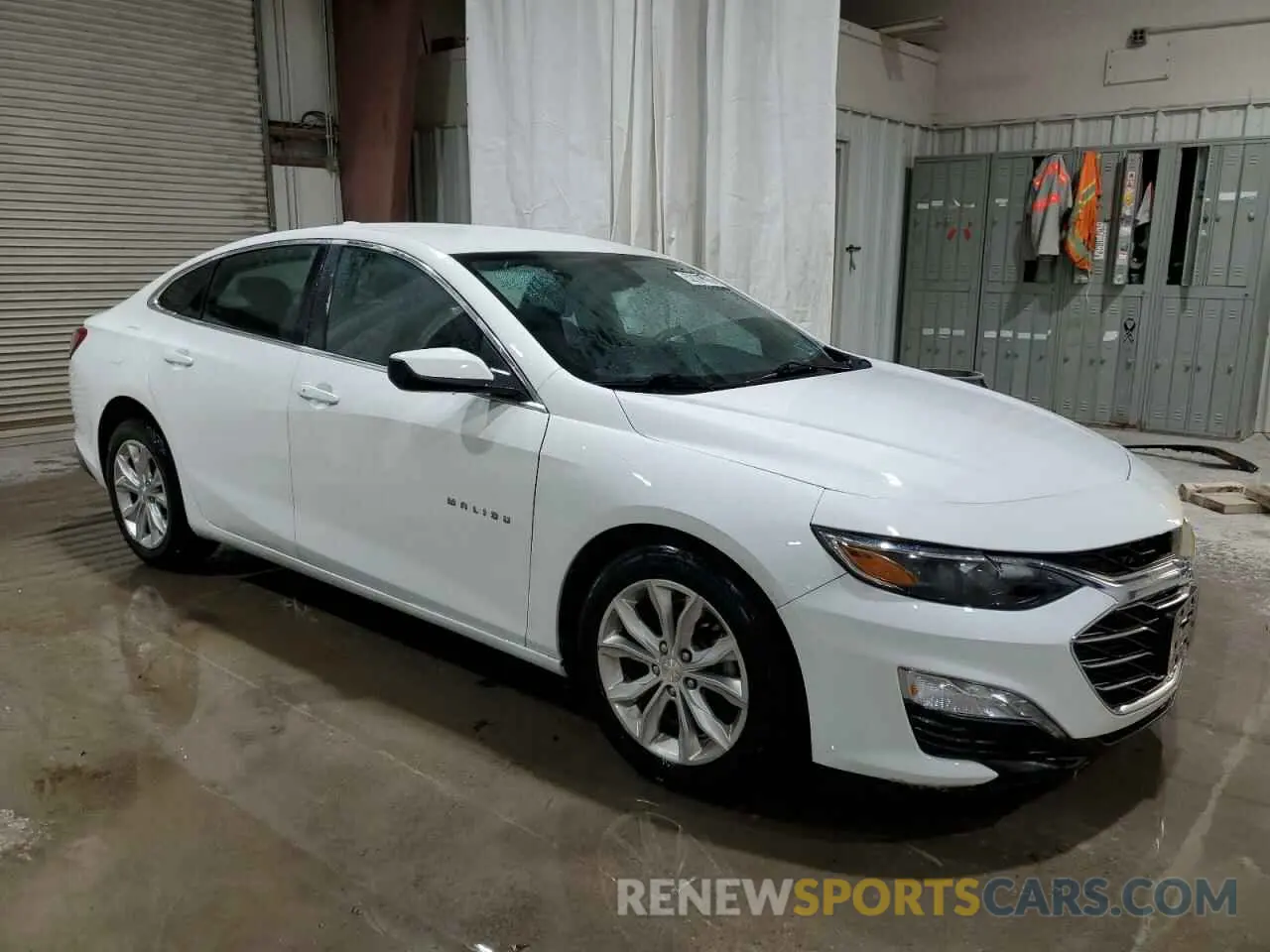 4 fotografías del automóvil dañado 1G1ZD5ST7MF006714 CHEVROLET MALIBU 2021