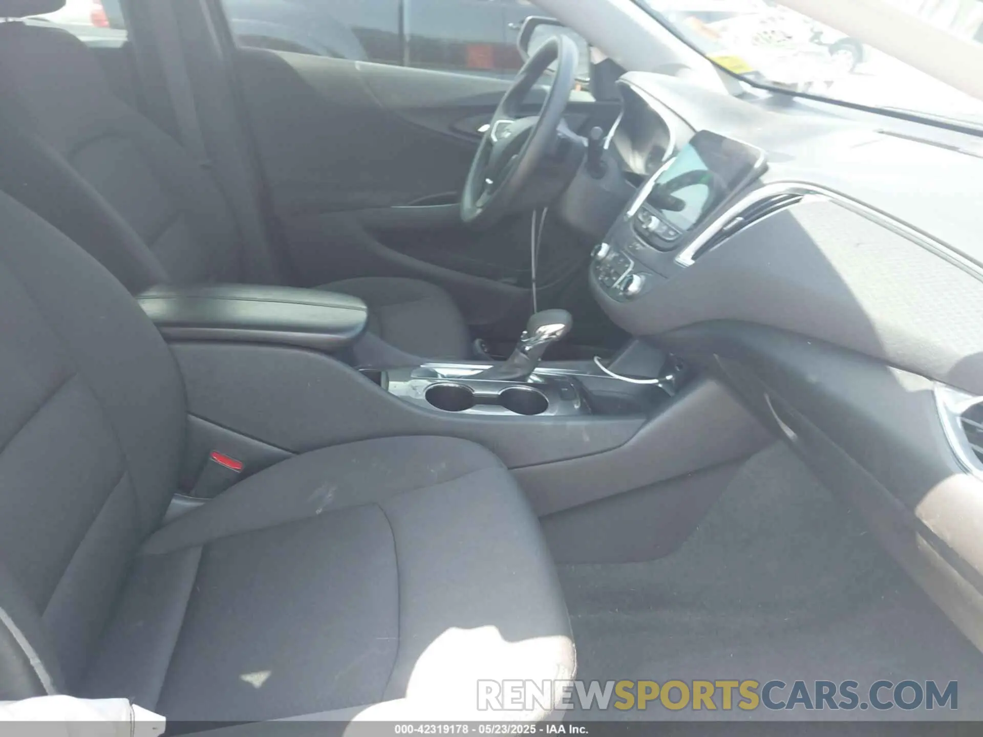 5 fotografías del automóvil dañado 1G1ZD5ST7MF007457 CHEVROLET MALIBU 2021