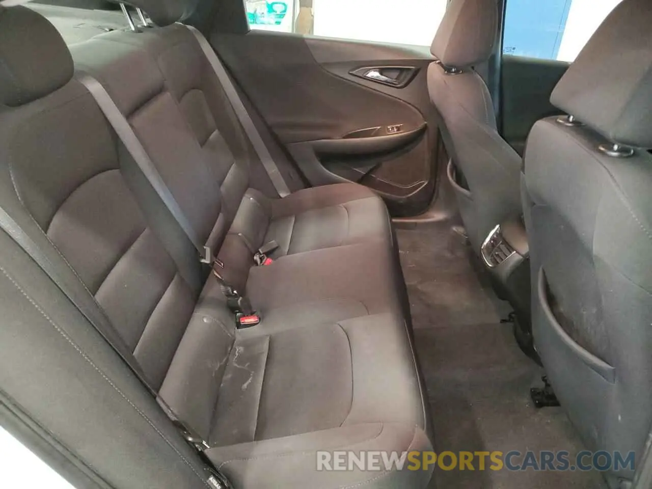 10 fotografías del automóvil dañado 1G1ZD5ST7MF029359 CHEVROLET MALIBU 2021