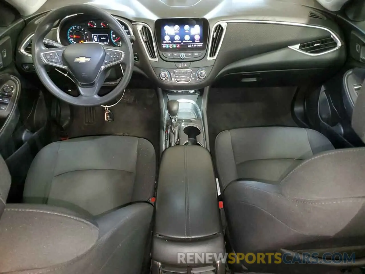 8 fotografías del automóvil dañado 1G1ZD5ST7MF029359 CHEVROLET MALIBU 2021