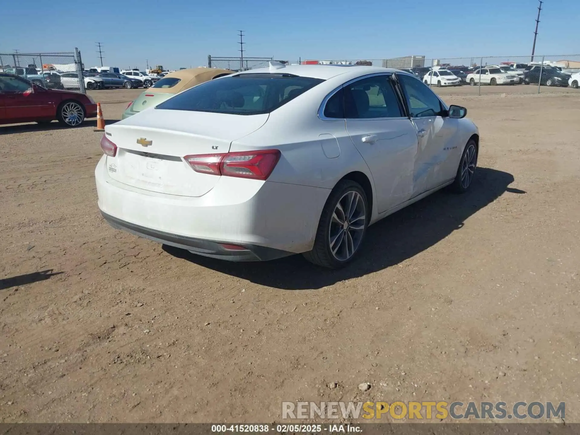 4 fotografías del automóvil dañado 1G1ZD5ST7MF029491 CHEVROLET MALIBU 2021