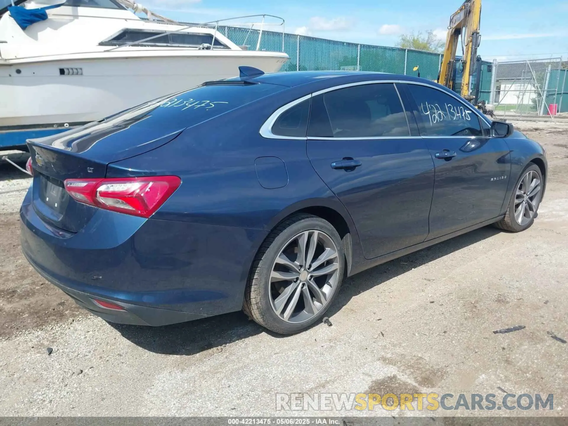 4 fotografías del automóvil dañado 1G1ZD5ST8MF005720 CHEVROLET MALIBU 2021