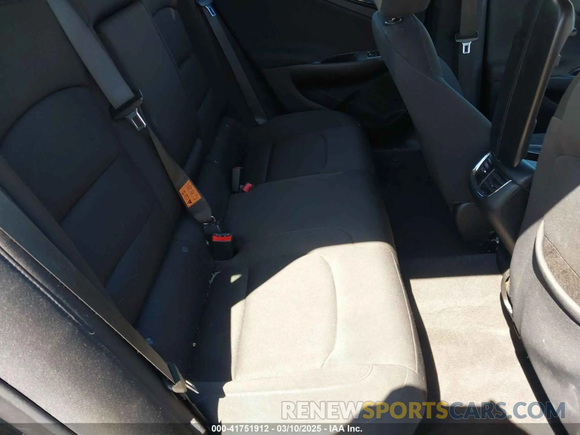 8 fotografías del automóvil dañado 1G1ZD5ST8MF025255 CHEVROLET MALIBU 2021