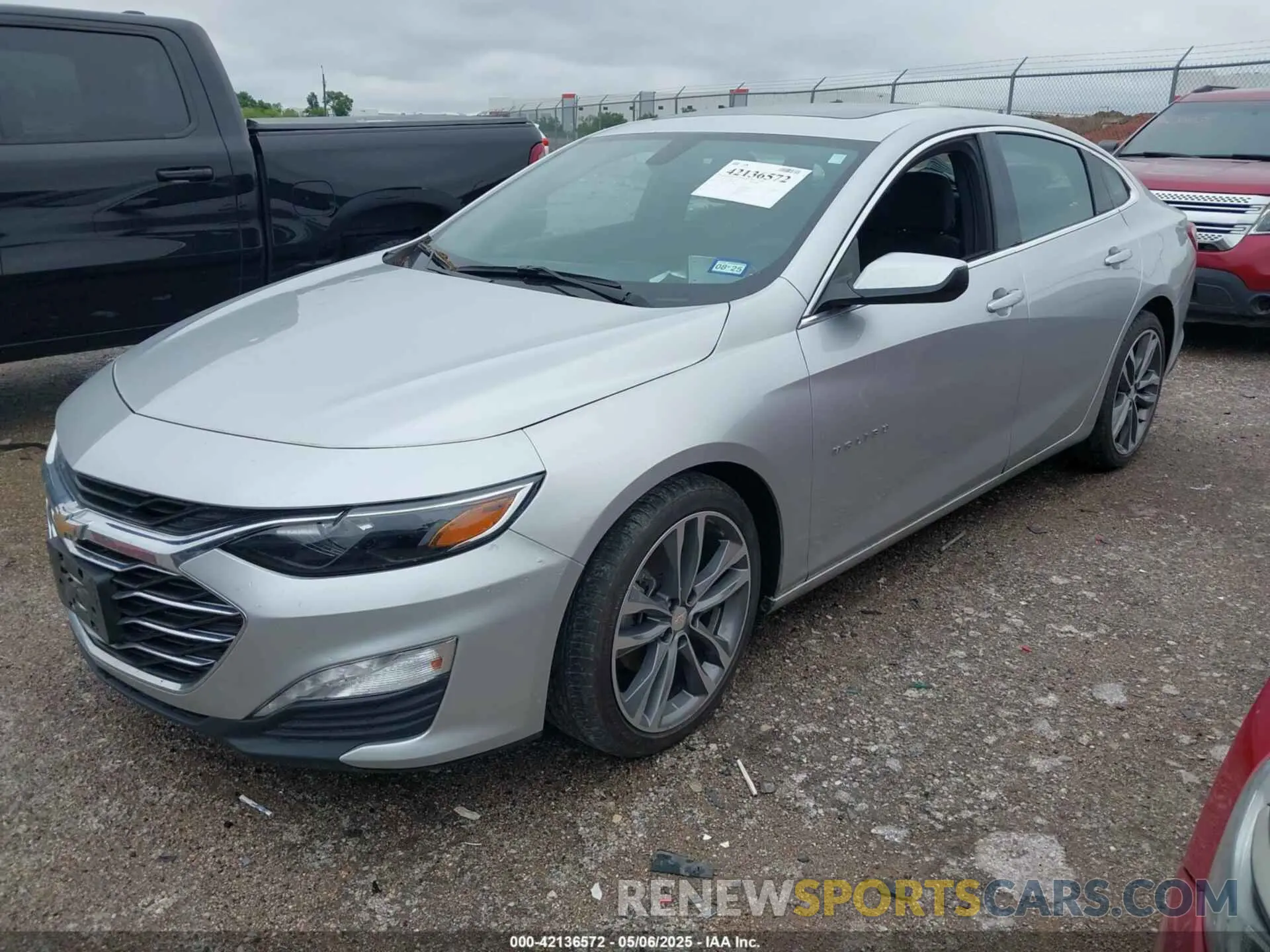 2 fotografías del automóvil dañado 1G1ZD5ST8MF054528 CHEVROLET MALIBU 2021