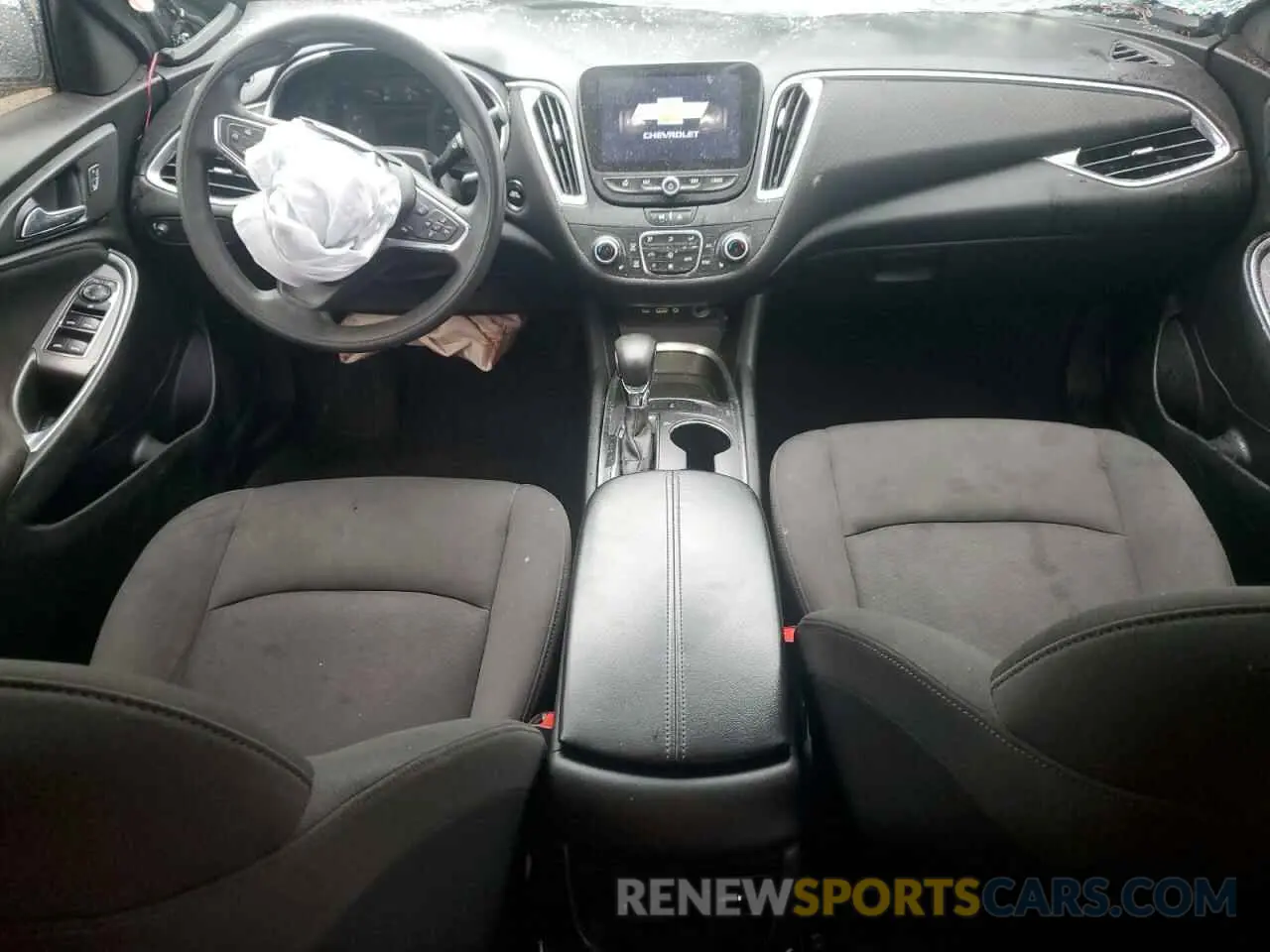 8 fotografías del automóvil dañado 1G1ZD5ST9MF051377 CHEVROLET MALIBU 2021