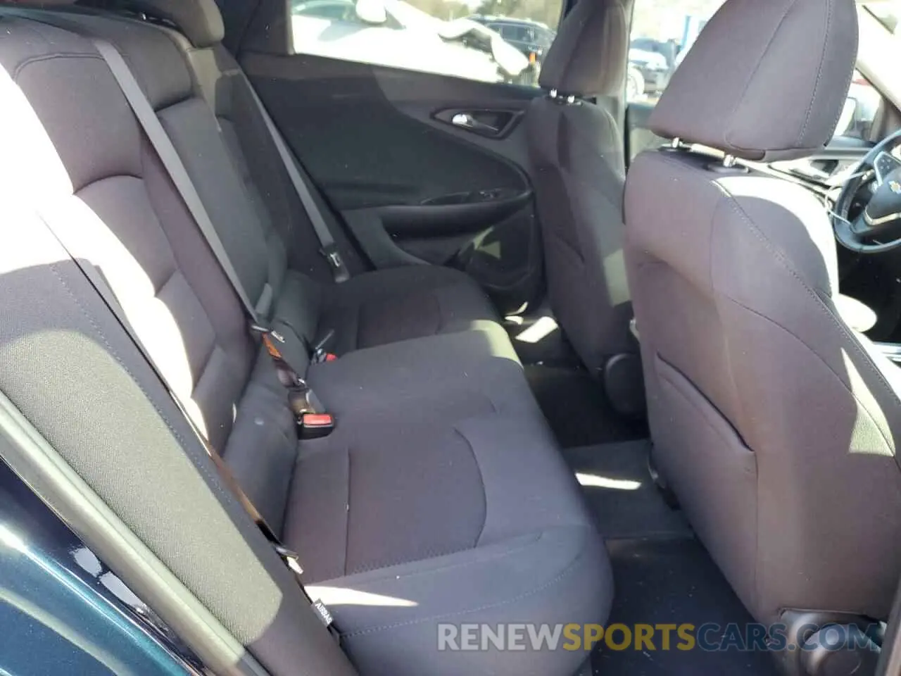 10 fotografías del automóvil dañado 1G1ZD5ST9MF056420 CHEVROLET MALIBU 2021