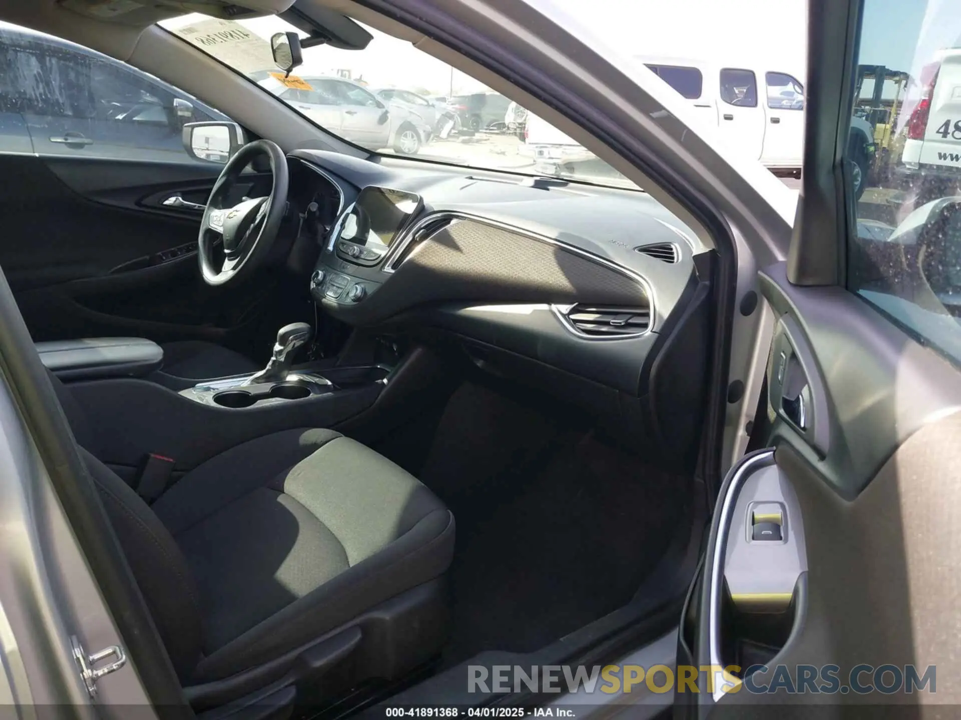 5 fotografías del automóvil dañado 1G1ZD5ST9MF062346 CHEVROLET MALIBU 2021