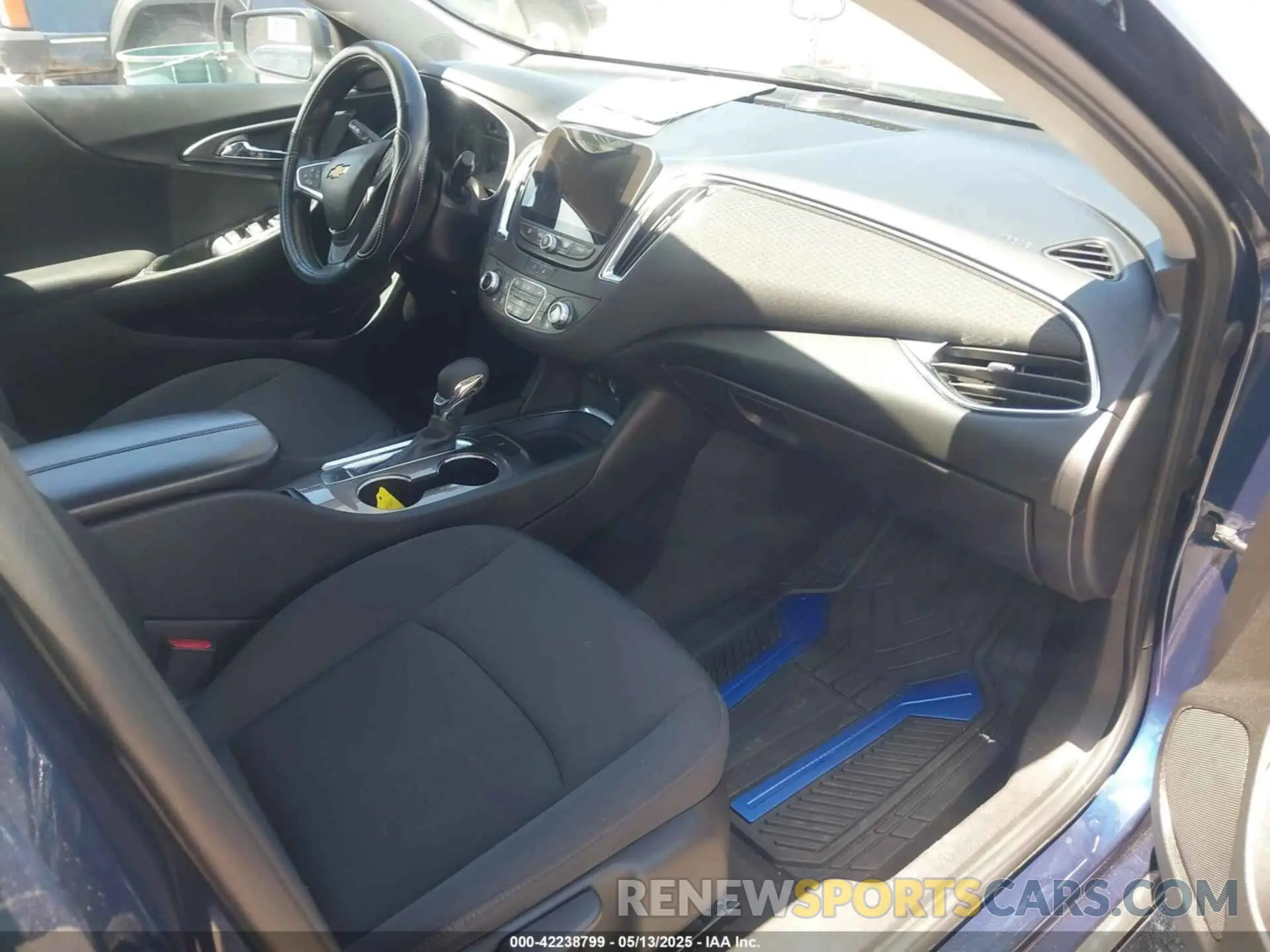 5 fotografías del automóvil dañado 1G1ZD5ST9MF064064 CHEVROLET MALIBU 2021