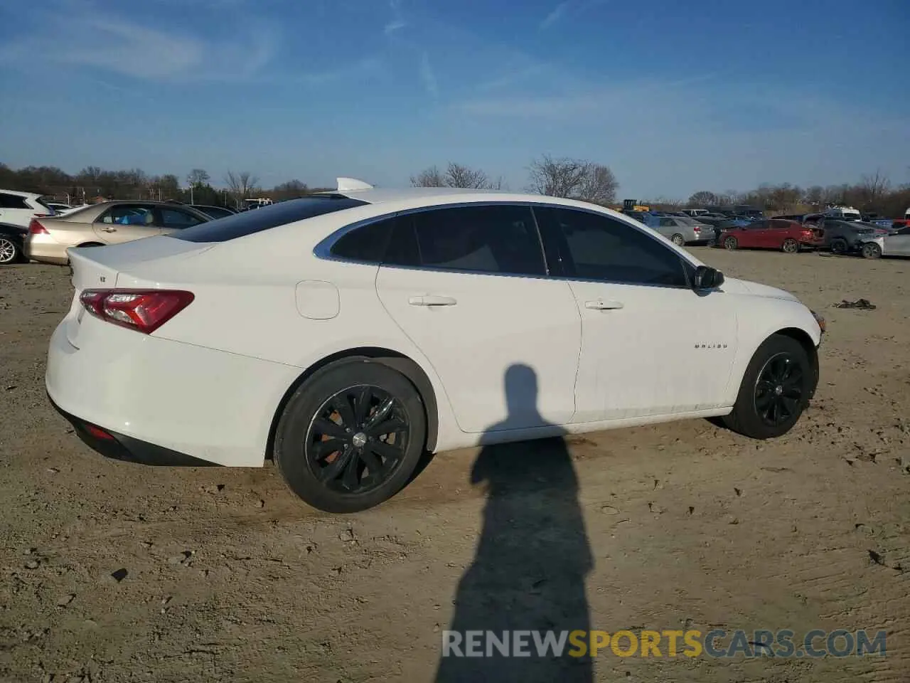3 fotografías del automóvil dañado 1G1ZD5STXMF008067 CHEVROLET MALIBU 2021