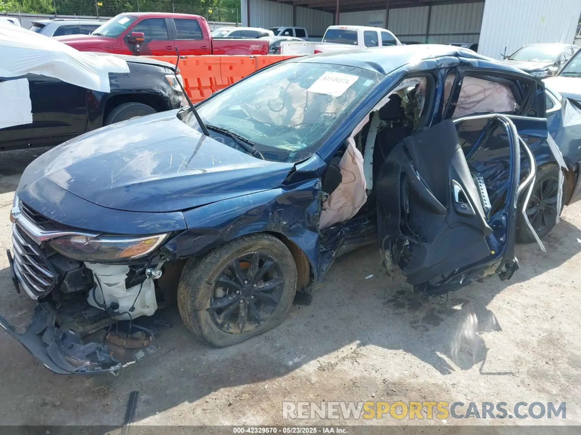 2 fotografías del automóvil dañado 1G1ZD5STXMF022759 CHEVROLET MALIBU 2021