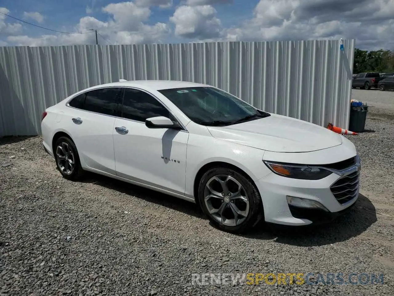 4 fotografías del automóvil dañado 1G1ZD5STXMF030585 CHEVROLET MALIBU 2021