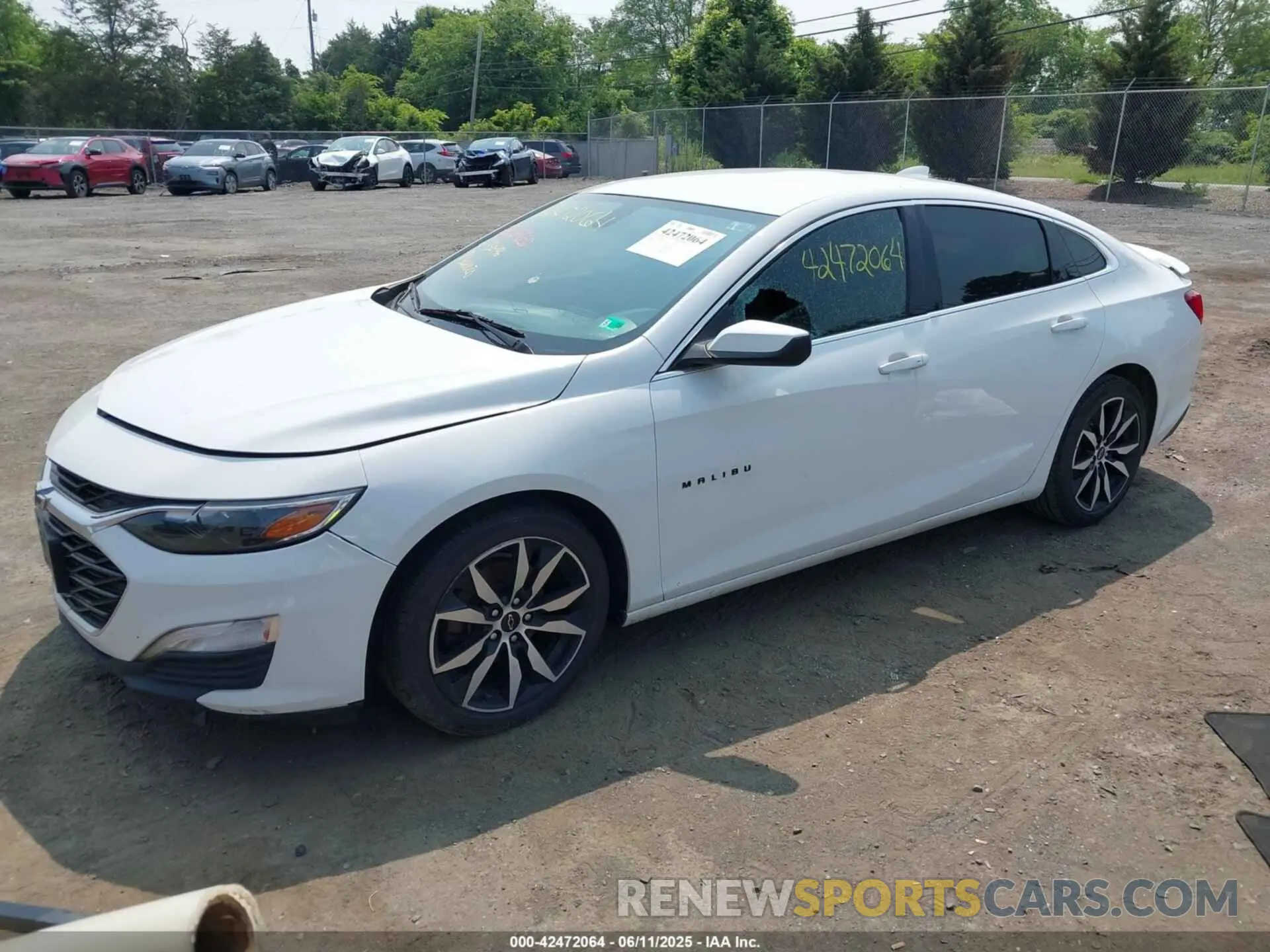 2 fotografías del automóvil dañado 1G1ZG5ST1MF037996 CHEVROLET MALIBU 2021
