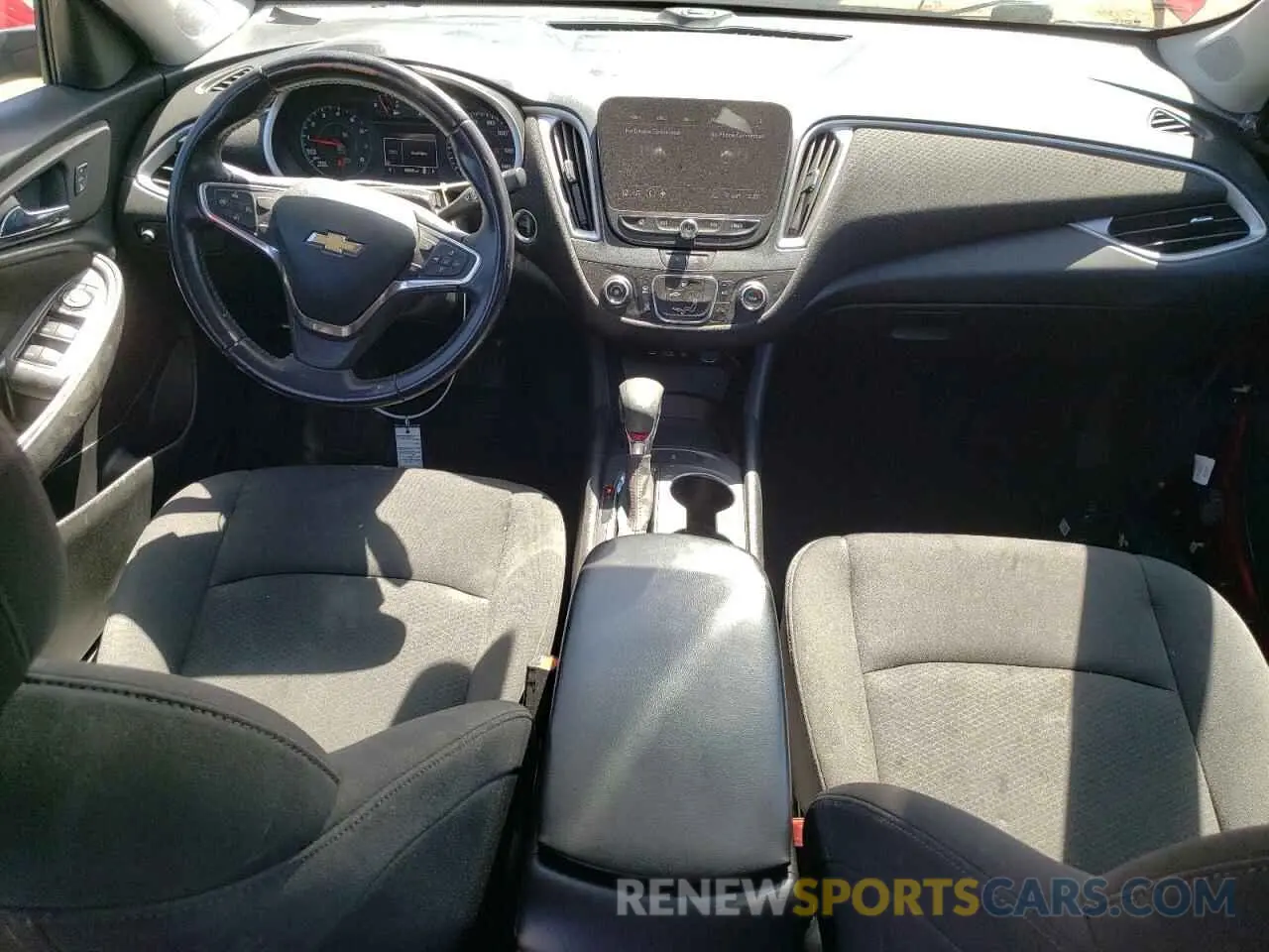 8 fotografías del automóvil dañado 1G1ZG5ST4MF060236 CHEVROLET MALIBU 2021