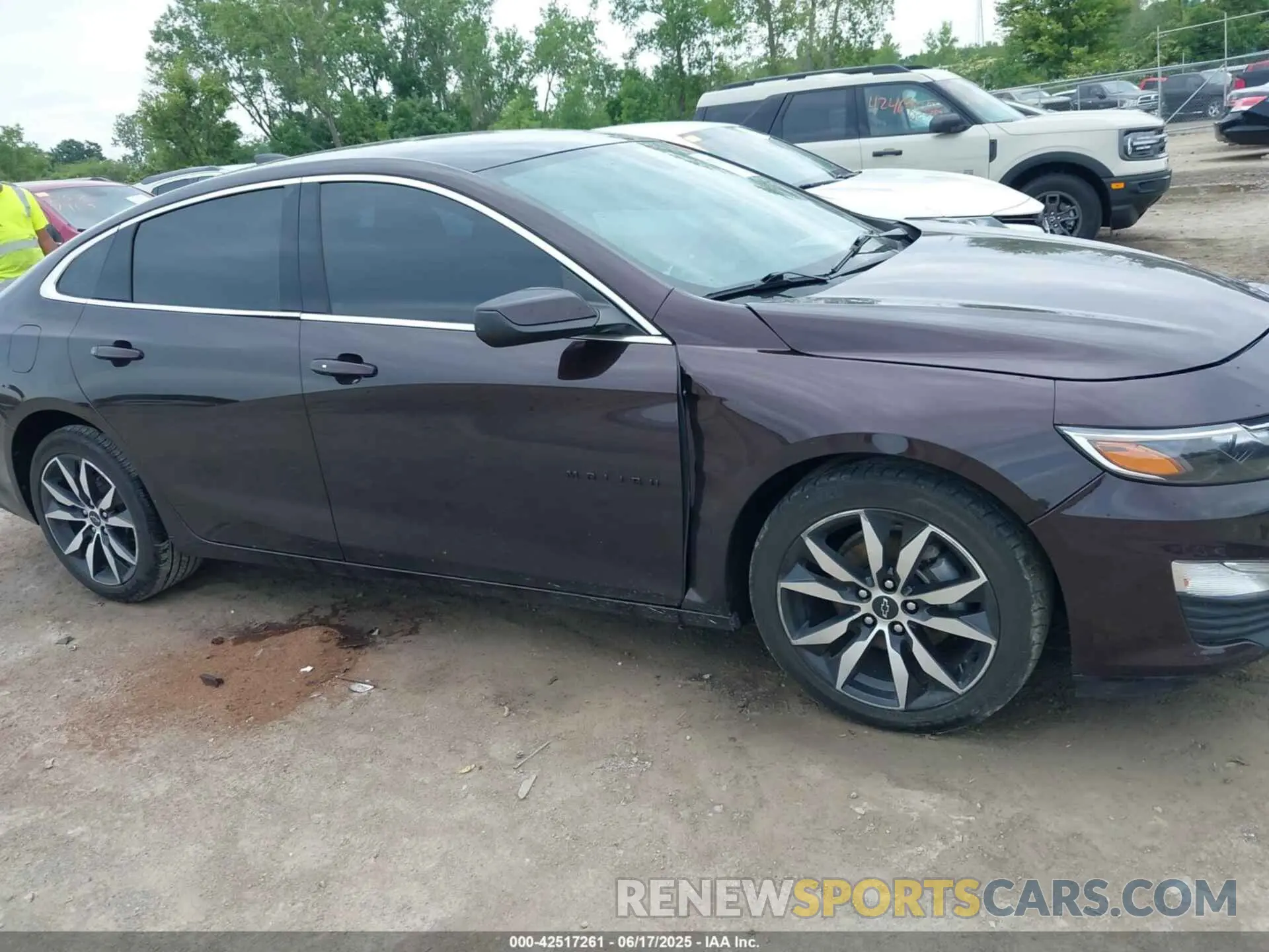 13 fotografías del automóvil dañado 1G1ZG5ST8MF030642 CHEVROLET MALIBU 2021