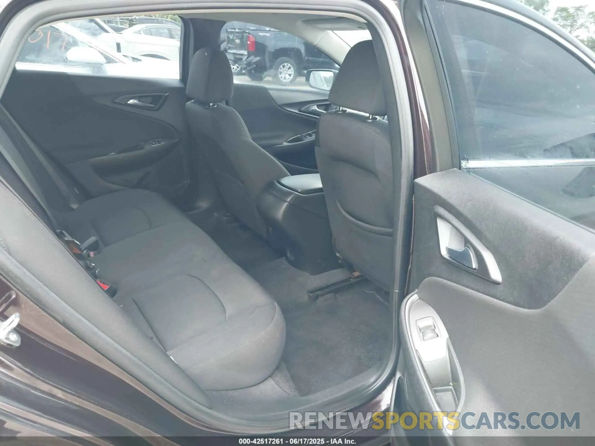 8 fotografías del automóvil dañado 1G1ZG5ST8MF030642 CHEVROLET MALIBU 2021