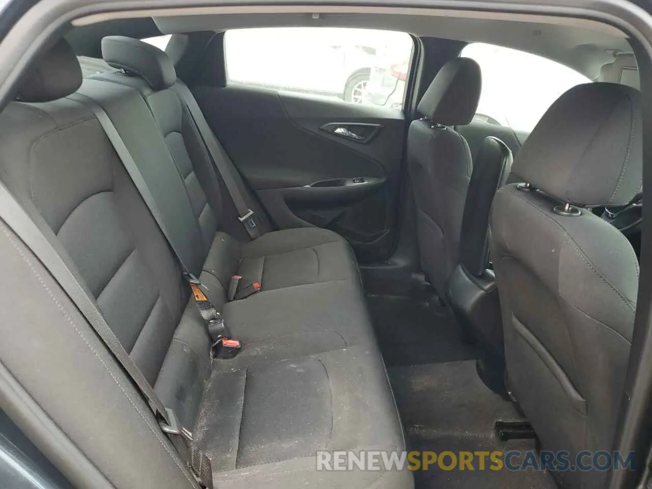 10 fotografías del automóvil dañado 1G1ZG5ST9MF020704 CHEVROLET MALIBU 2021