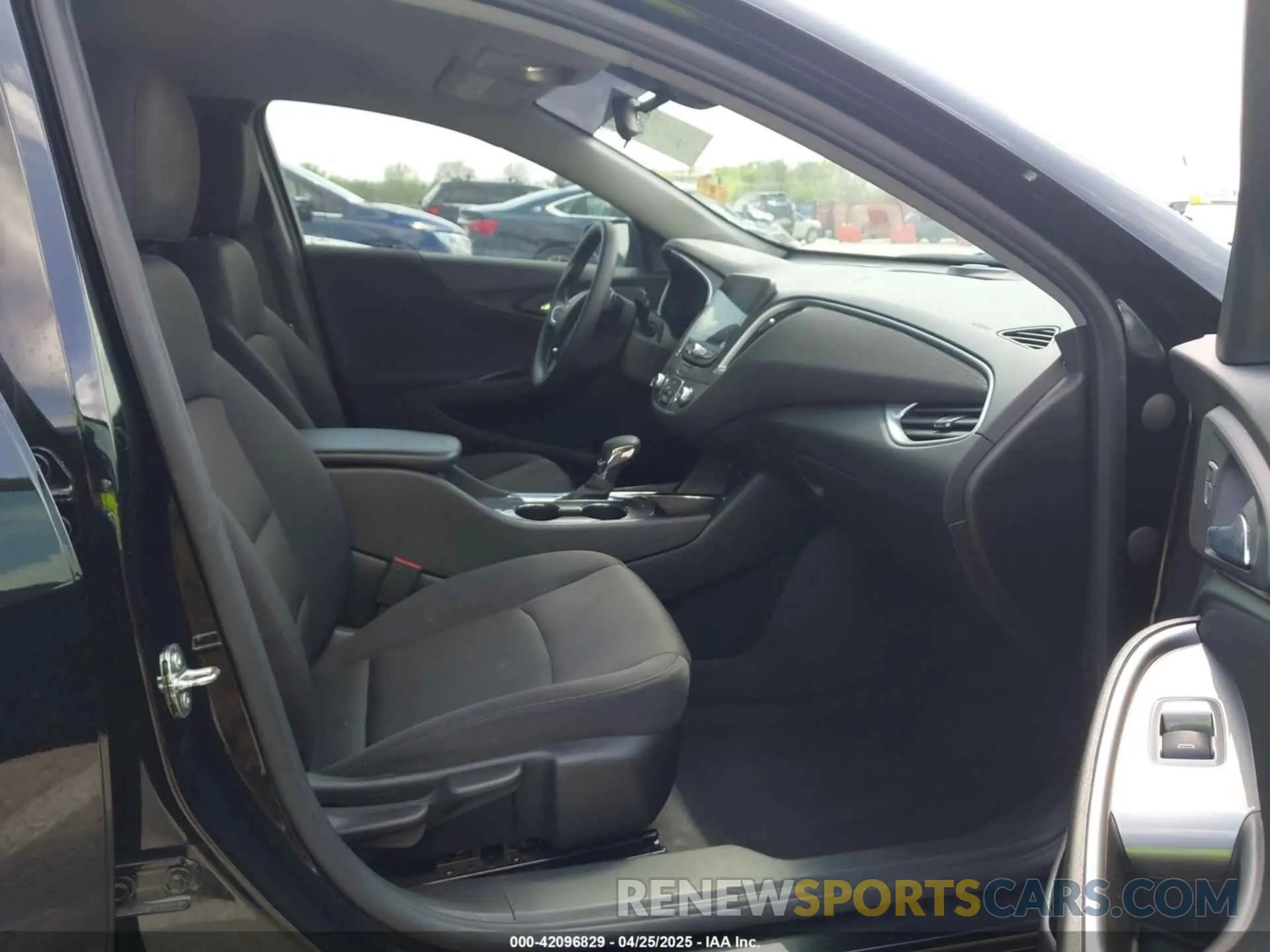 5 fotografías del automóvil dañado 1G1ZB5ST1NF207936 CHEVROLET MALIBU 2022