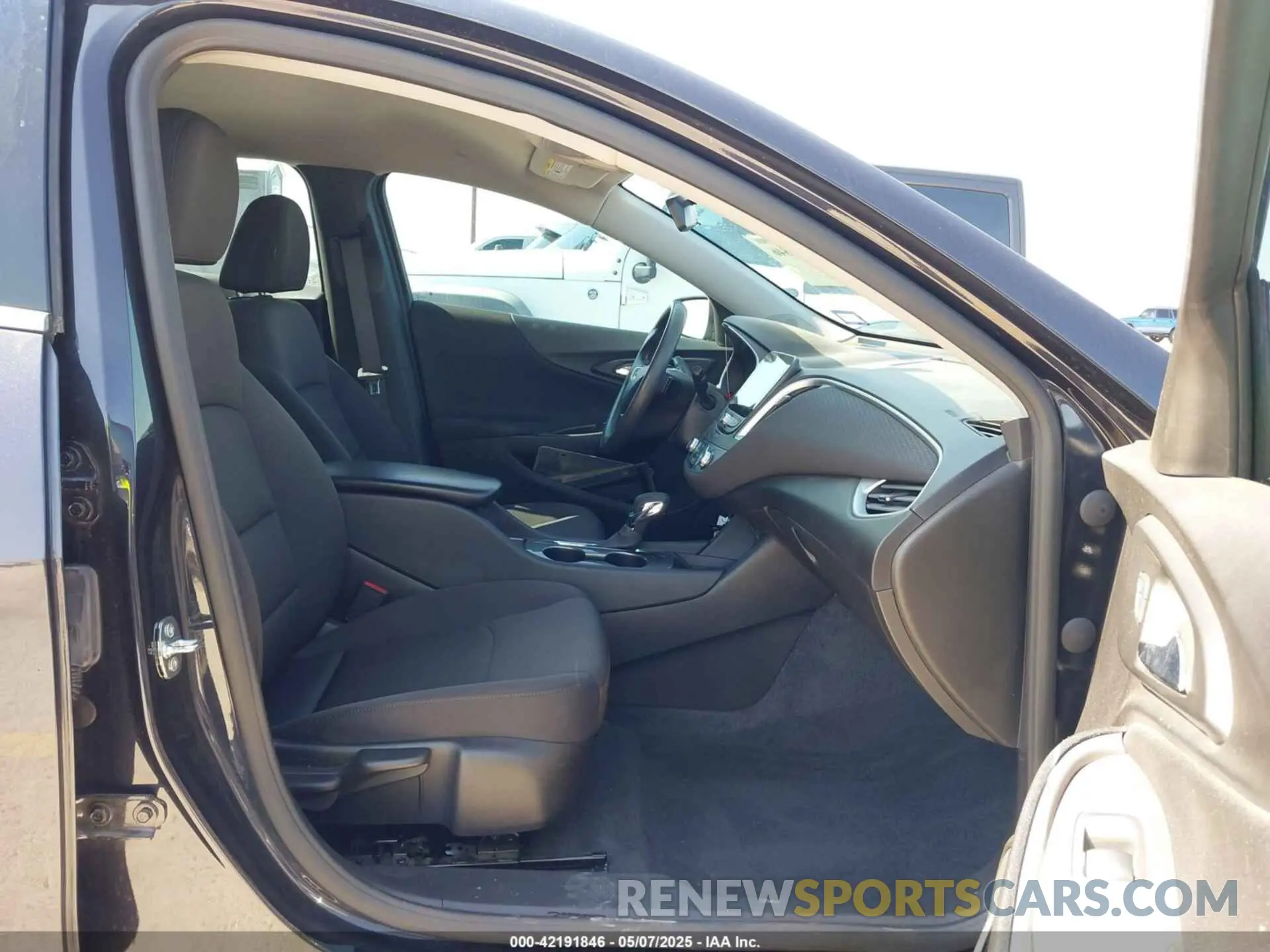 5 fotografías del automóvil dañado 1G1ZB5ST5NF186542 CHEVROLET MALIBU 2022