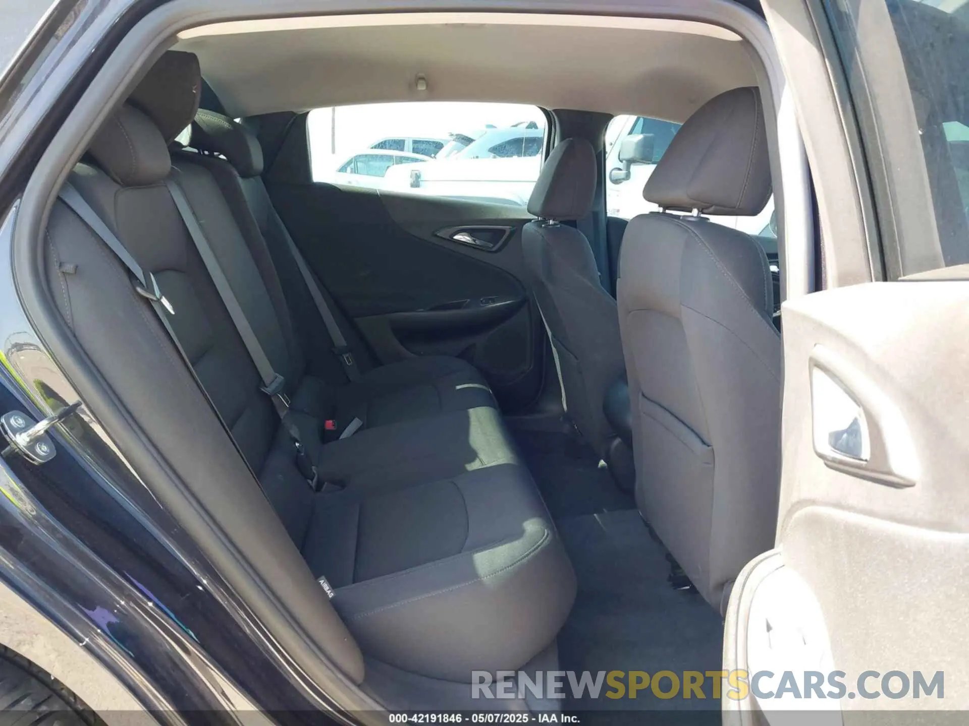 8 fotografías del automóvil dañado 1G1ZB5ST5NF186542 CHEVROLET MALIBU 2022