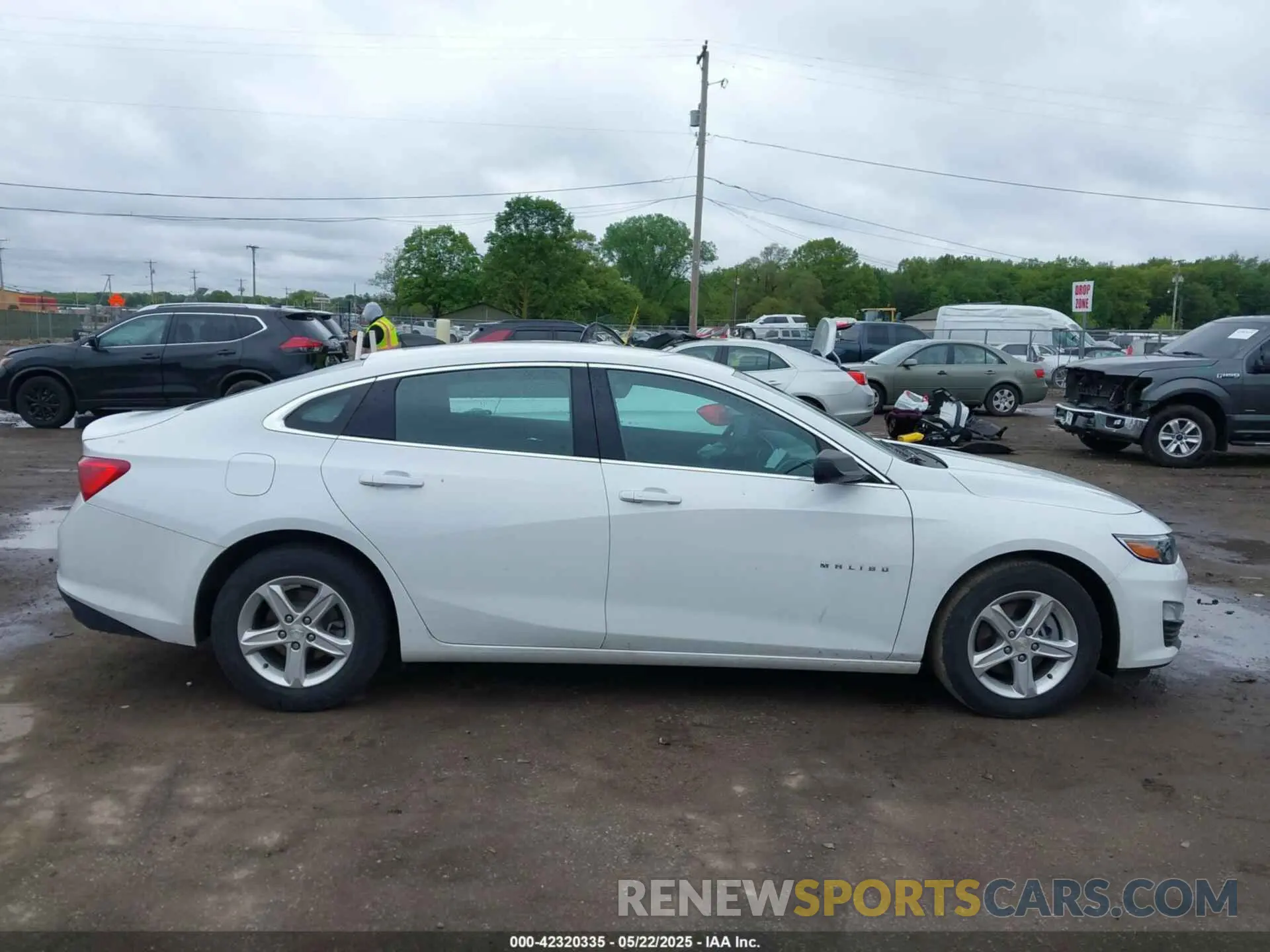 12 fotografías del automóvil dañado 1G1ZB5ST8NF186308 CHEVROLET MALIBU 2022