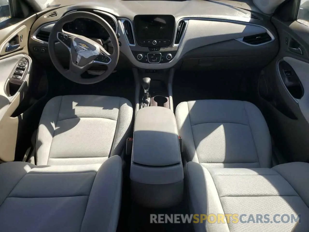 8 fotografías del automóvil dañado 1G1ZC5ST0NF167071 CHEVROLET MALIBU 2022