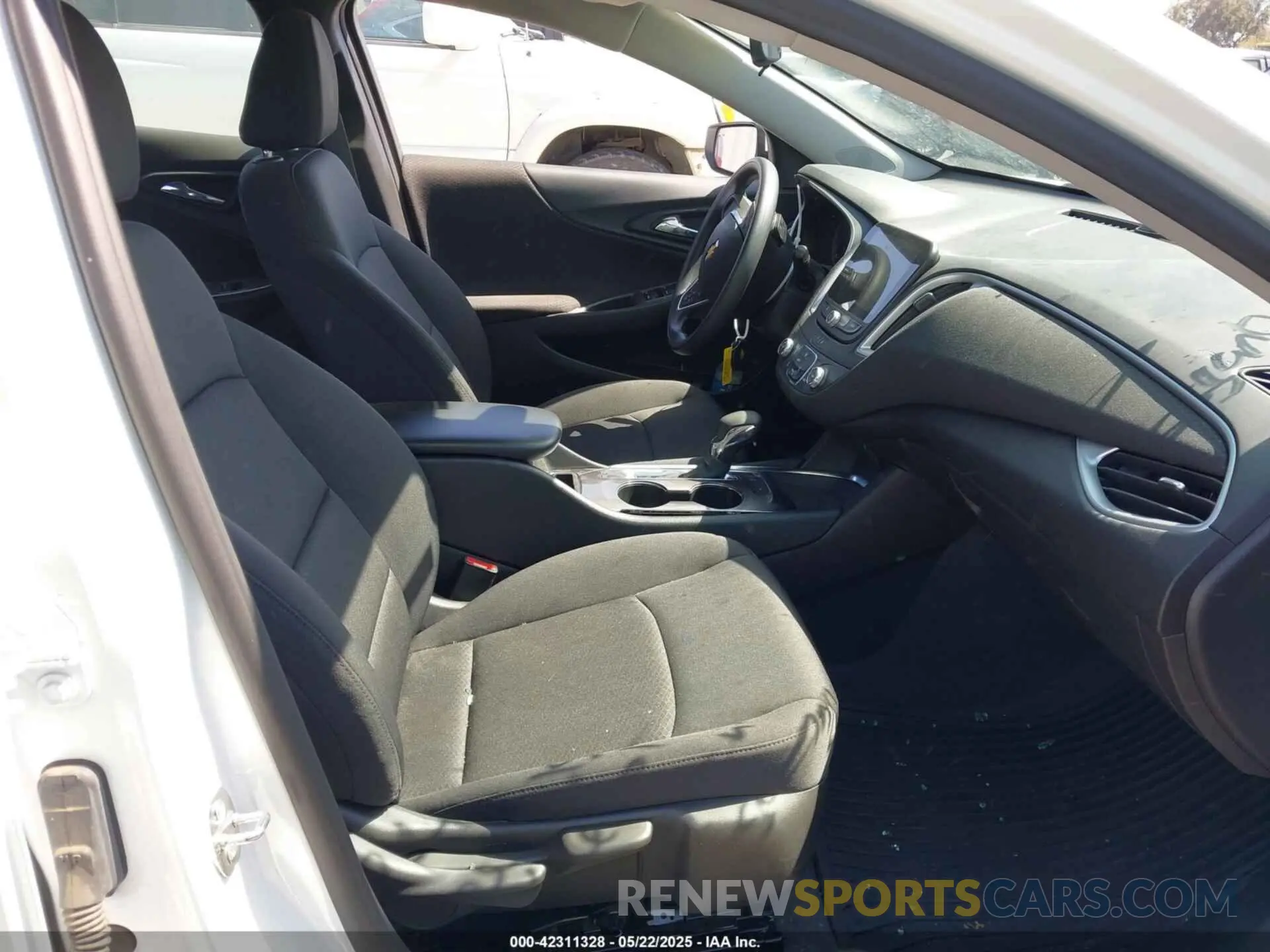 5 fotografías del automóvil dañado 1G1ZC5ST0NF186123 CHEVROLET MALIBU 2022