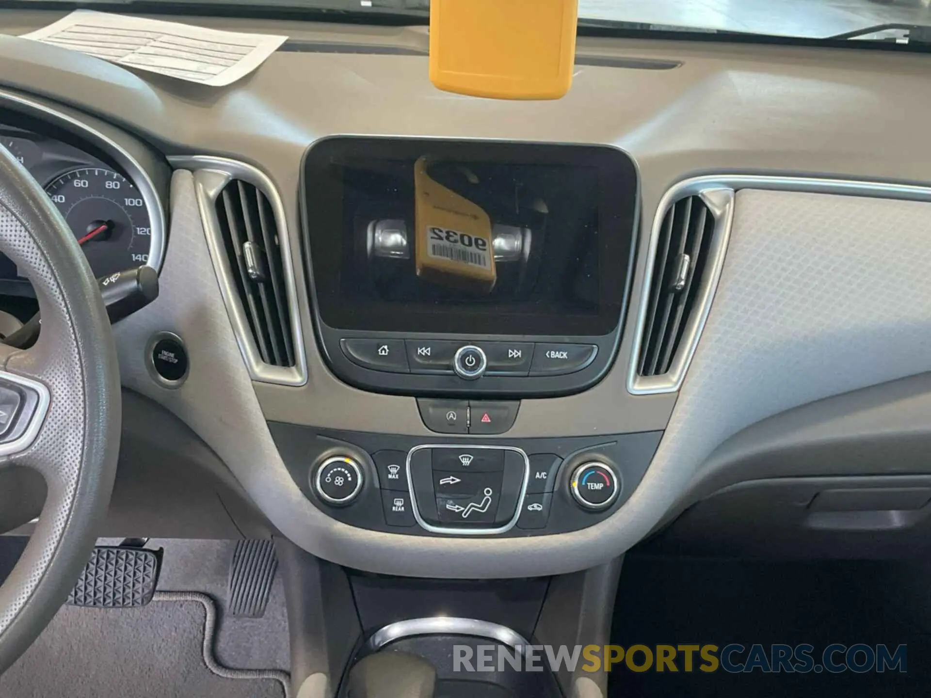 20 fotografías del automóvil dañado 1G1ZC5ST3NF167338 CHEVROLET MALIBU 2022