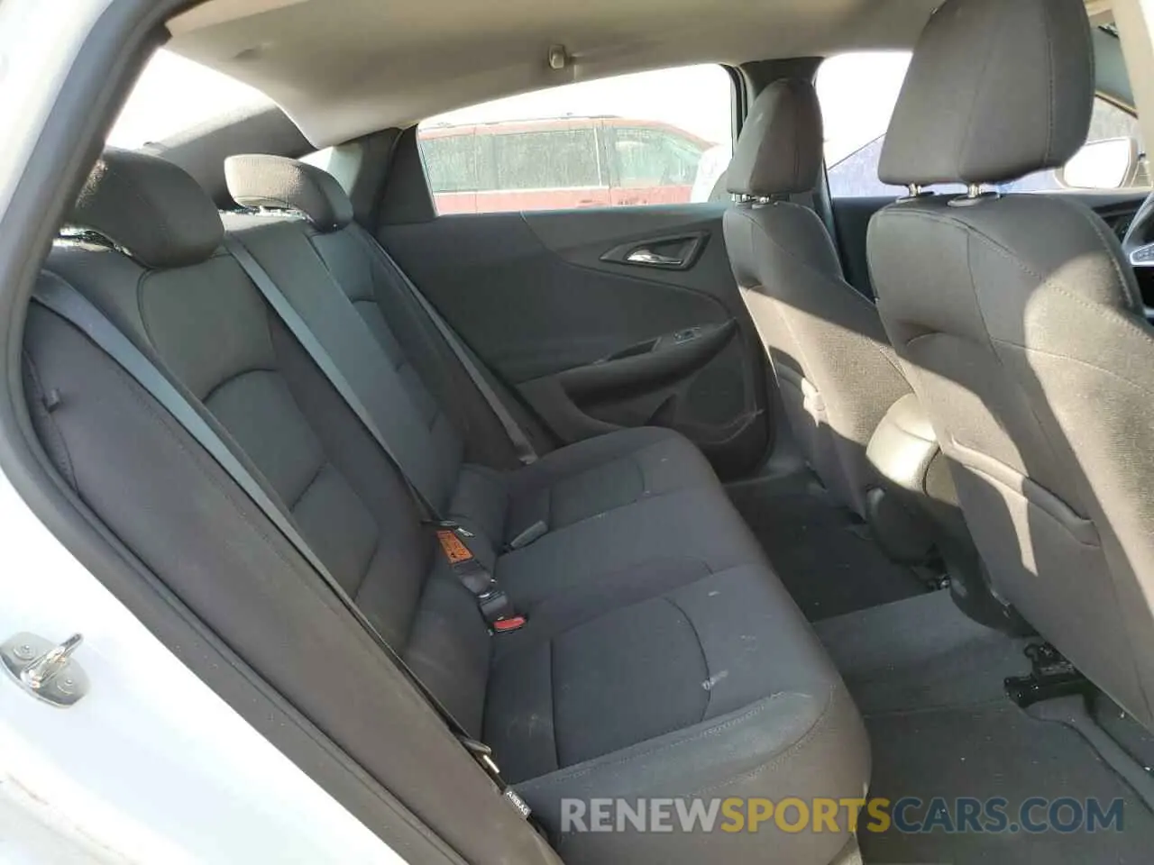 10 fotografías del automóvil dañado 1G1ZC5ST3NF186181 CHEVROLET MALIBU 2022