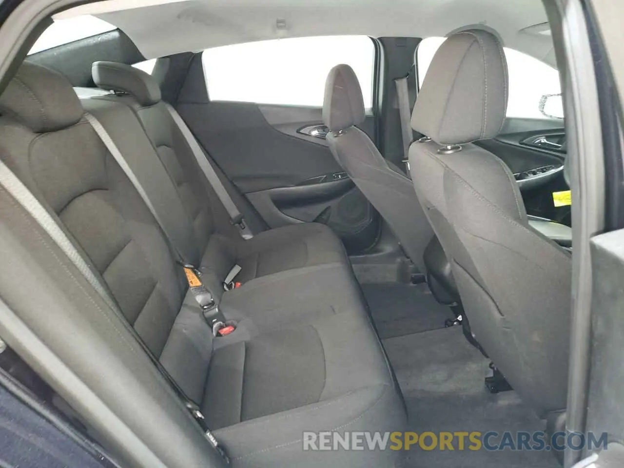 10 fotografías del automóvil dañado 1G1ZC5ST4NF176615 CHEVROLET MALIBU 2022